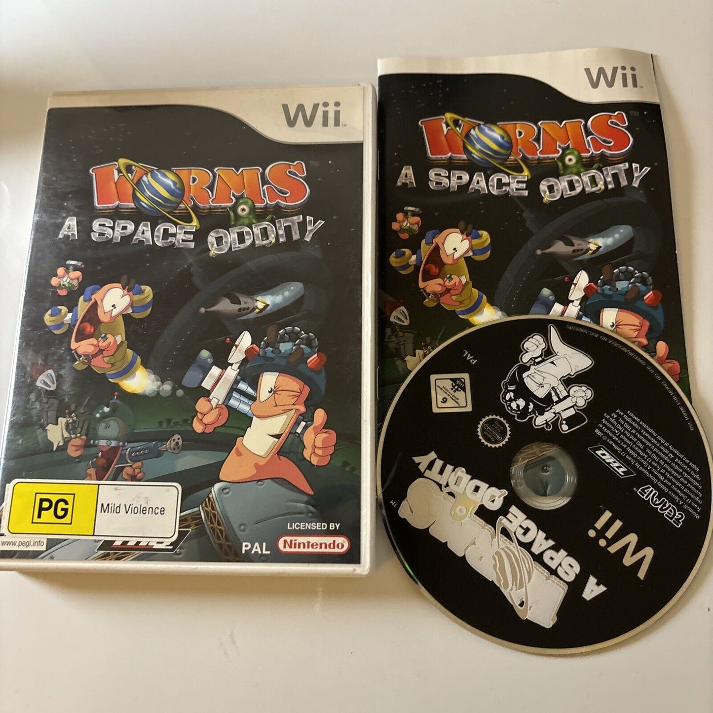 Worms - A Space Oddity - Nintendo Wii - With Manual PAL