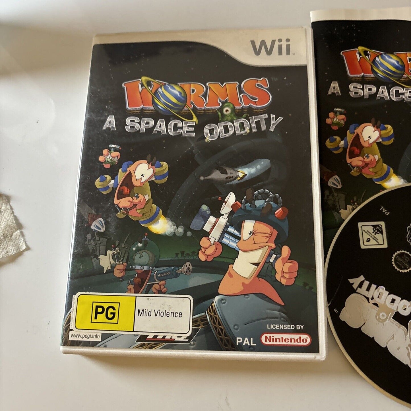 Worms - A Space Oddity - Nintendo Wii - With Manual PAL