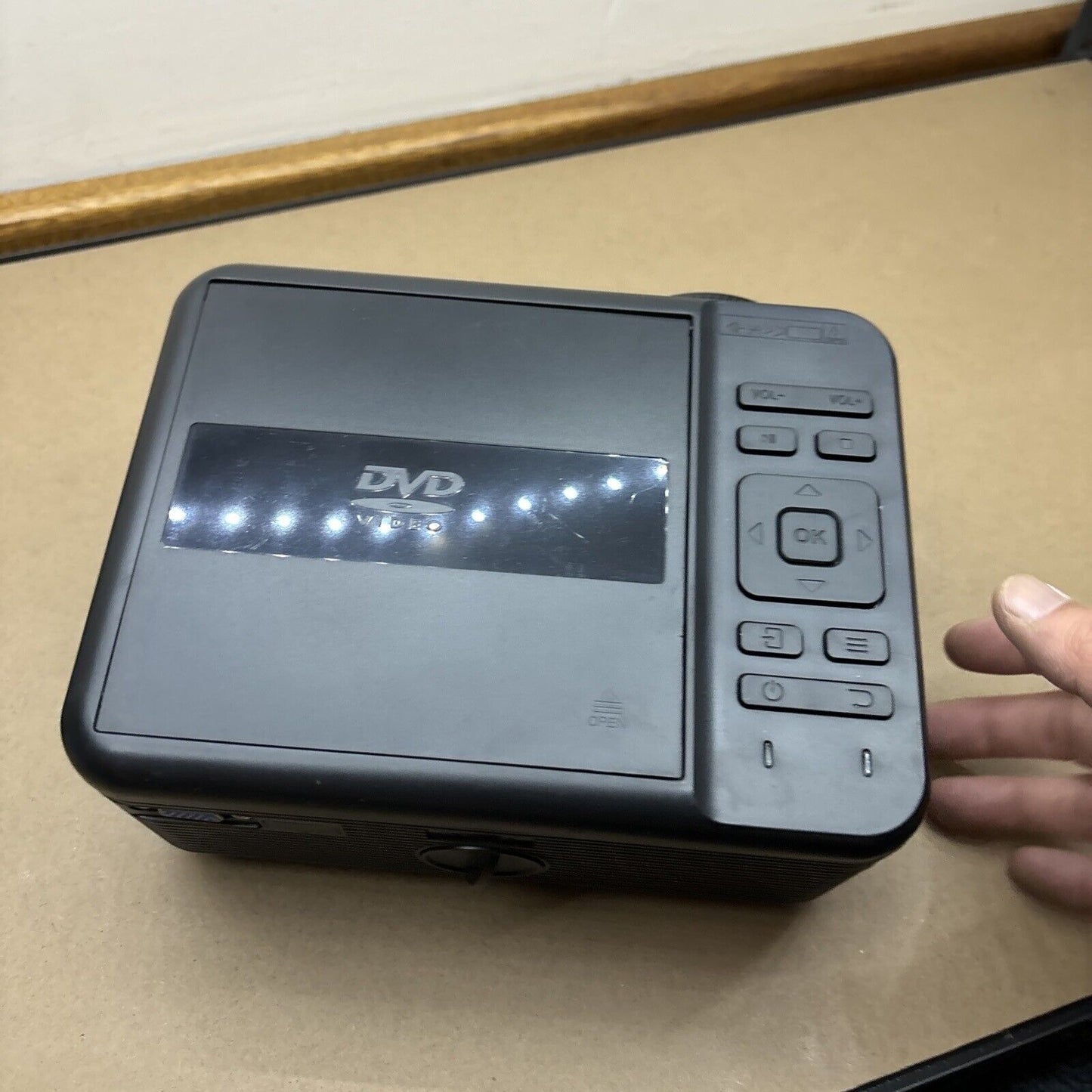 Anko 2-in1 Wifi DVD Projector KJM-301