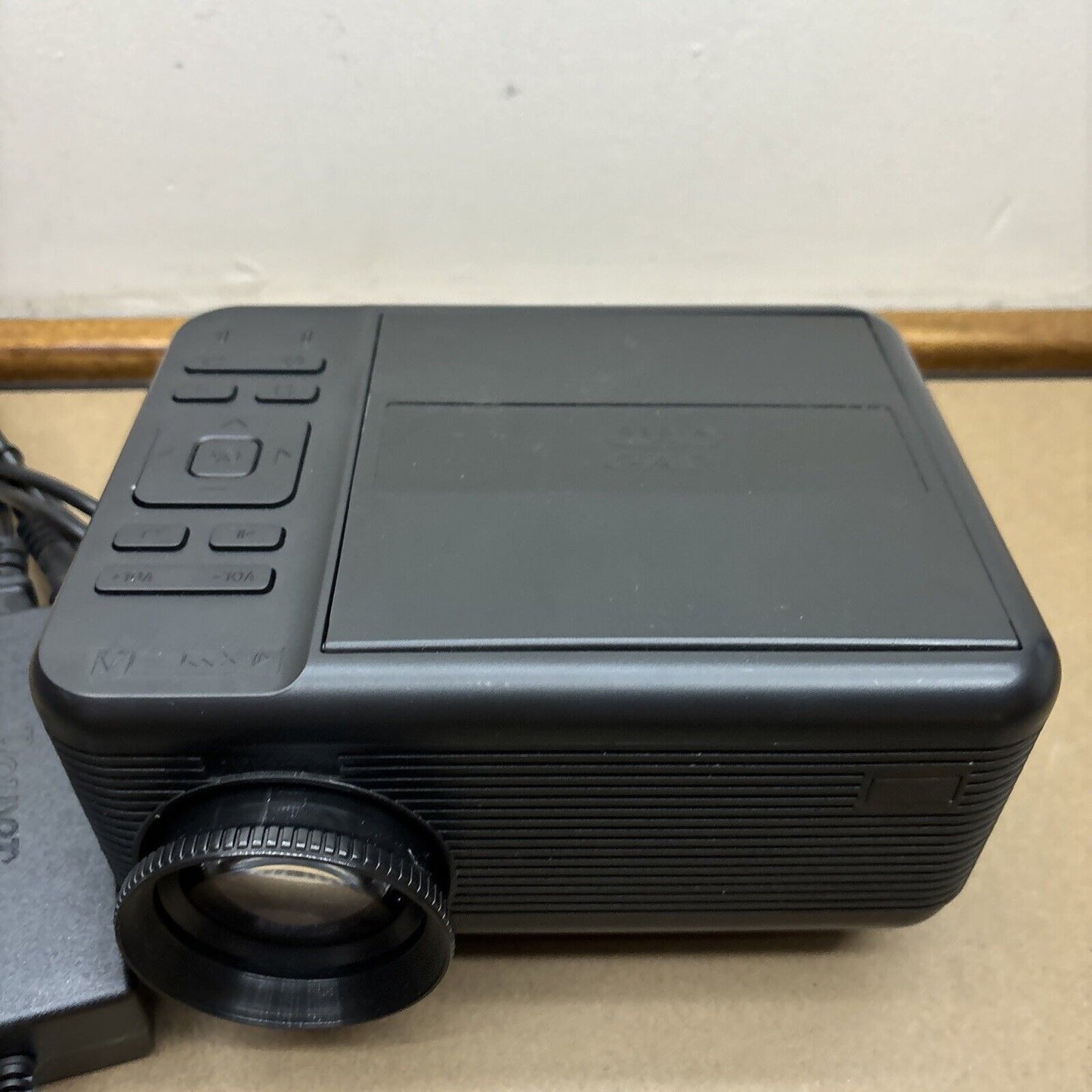 Anko 2-in1 Wifi DVD Projector KJM-301