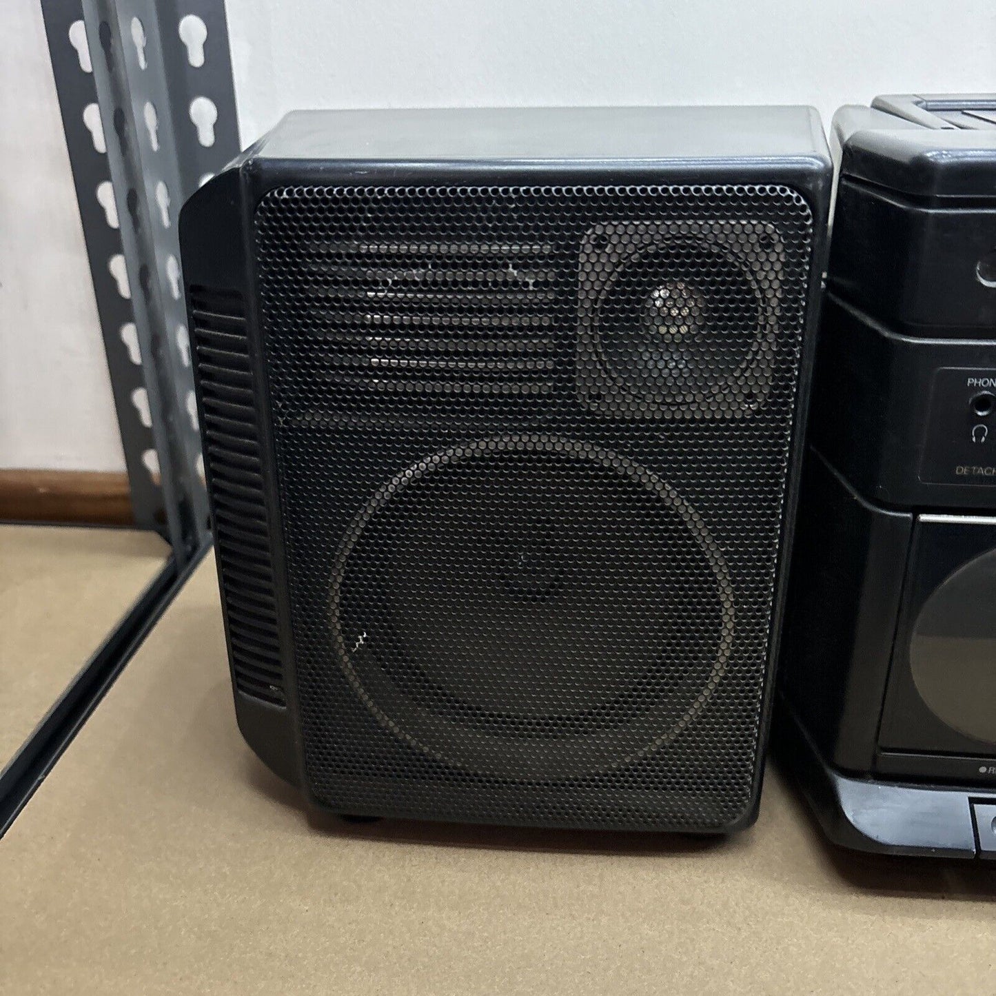 Sanyo MW235F Stereo Double Cassette Recorder Radio *Tape Has Static Sound*