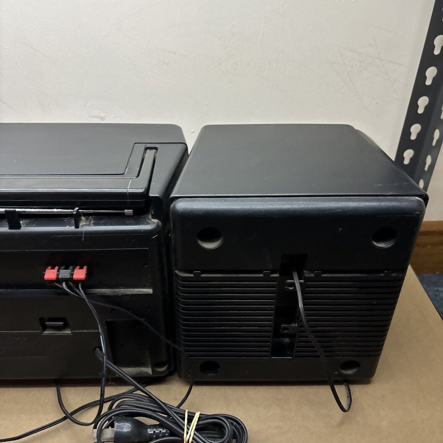 Sanyo MW235F Stereo Double Cassette Recorder Radio *Tape Has Static Sound*