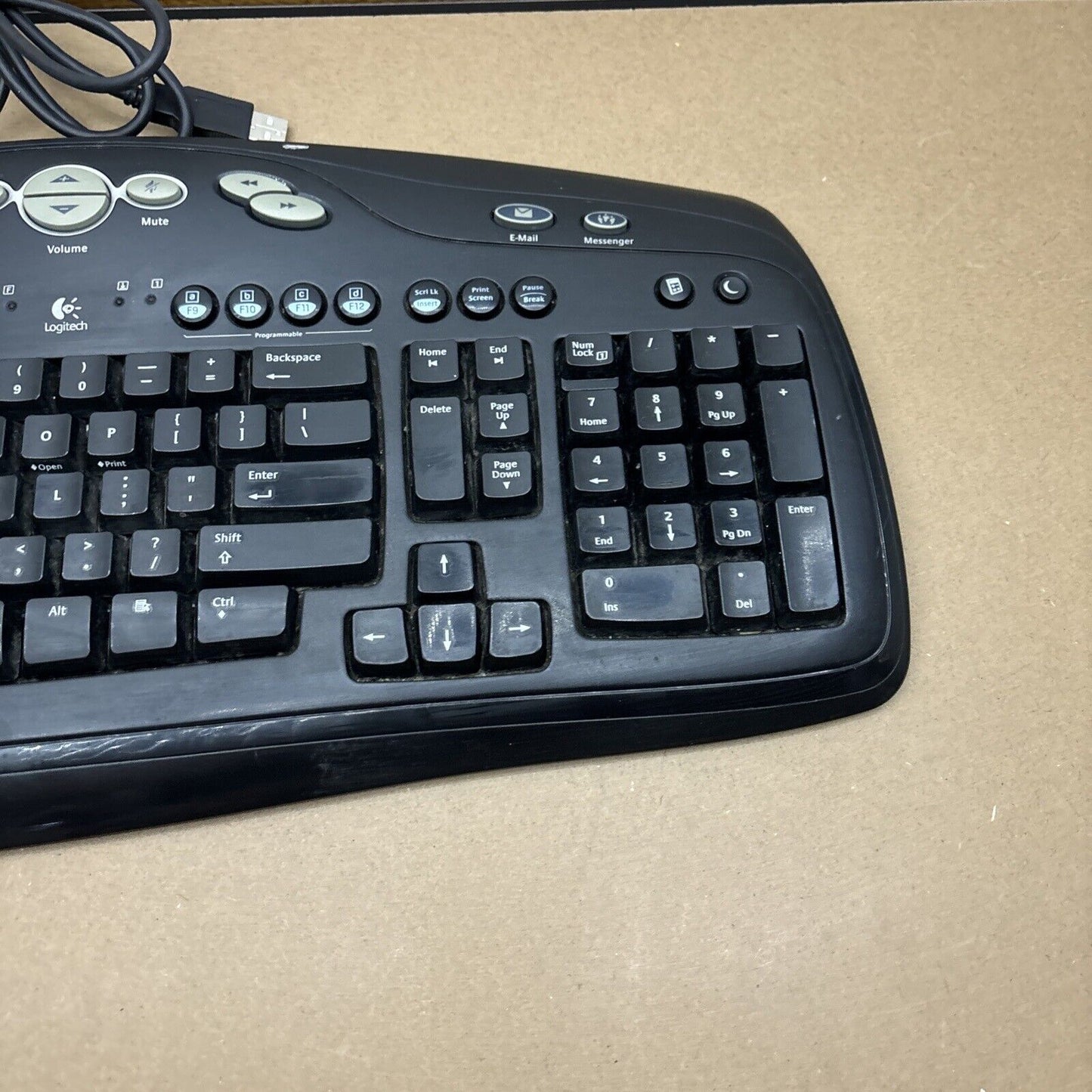 Logitech Multimedia Corded Keyboard USB Y-BN52