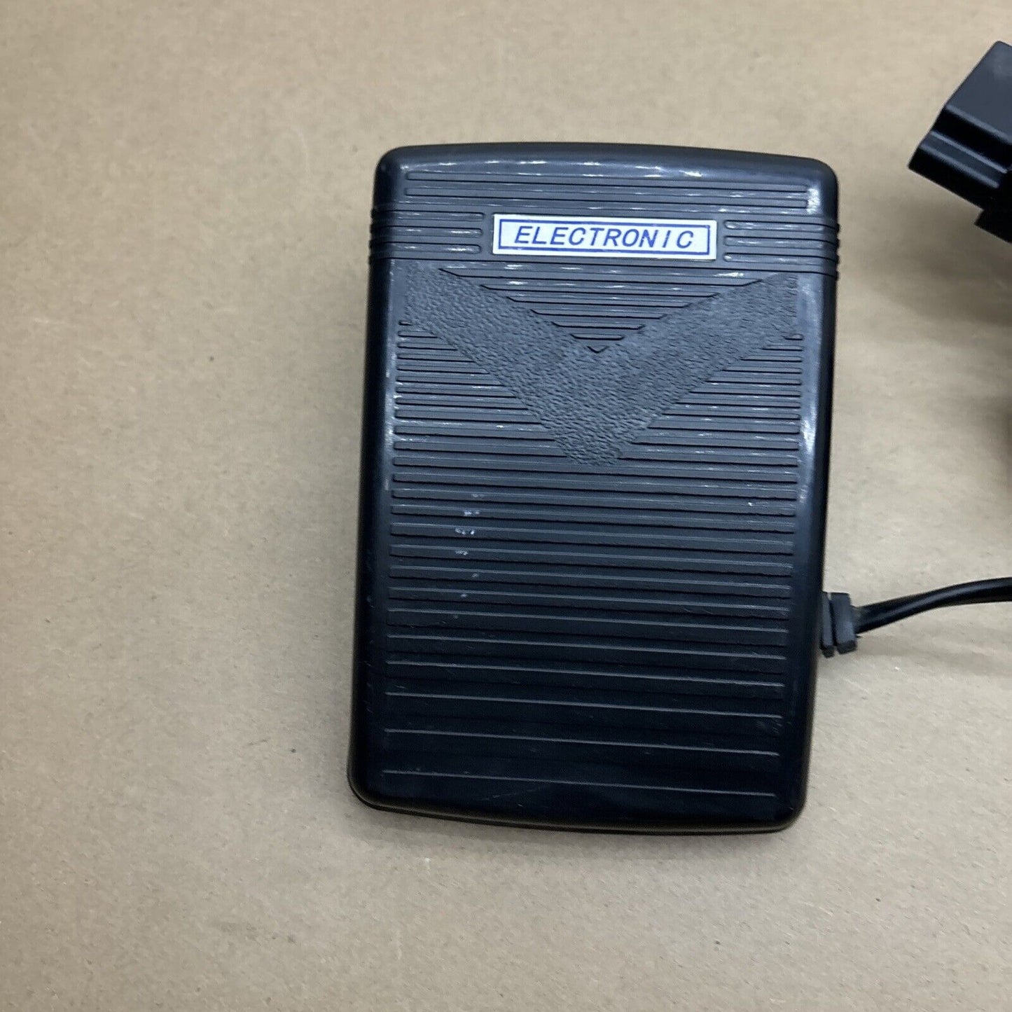 Ajegon Speed Adjustor Pedal Controller Model HKT17 200-240v For Sewing Machine