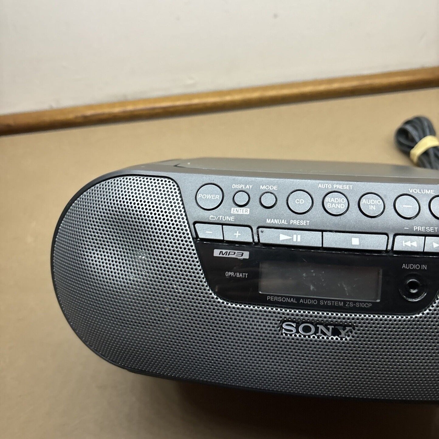 Sony Personal Audio System CD Player AM/FM Radio ZS-S10CP Boombox