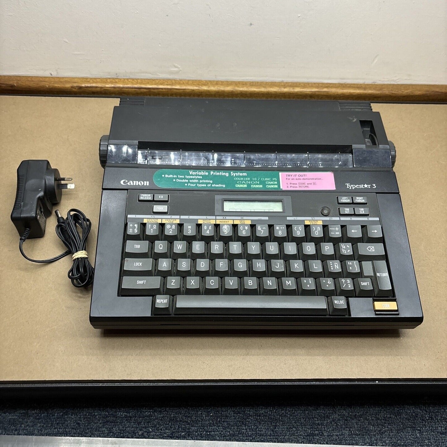 Canon TypeStar 3 Electronic Typewriter