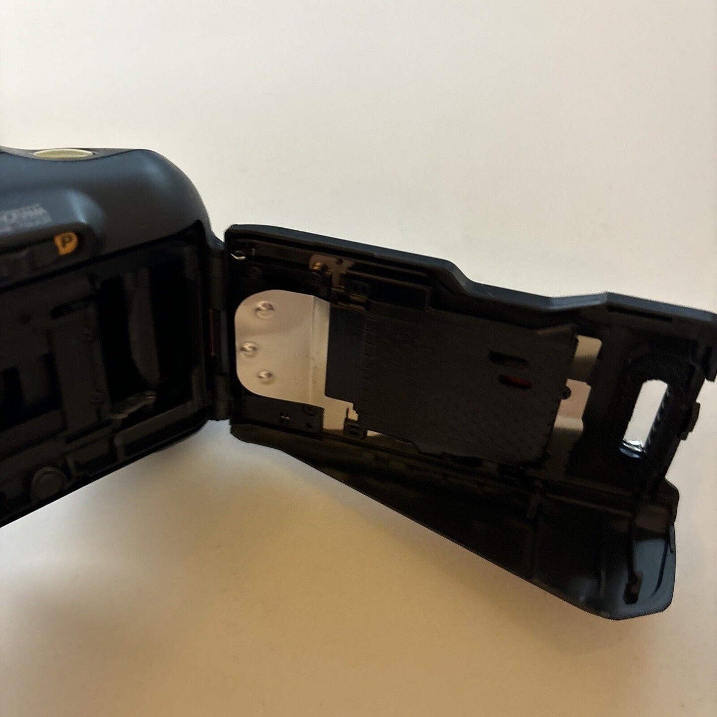 Fuji DL-700 Zoom Film Camera 35mm