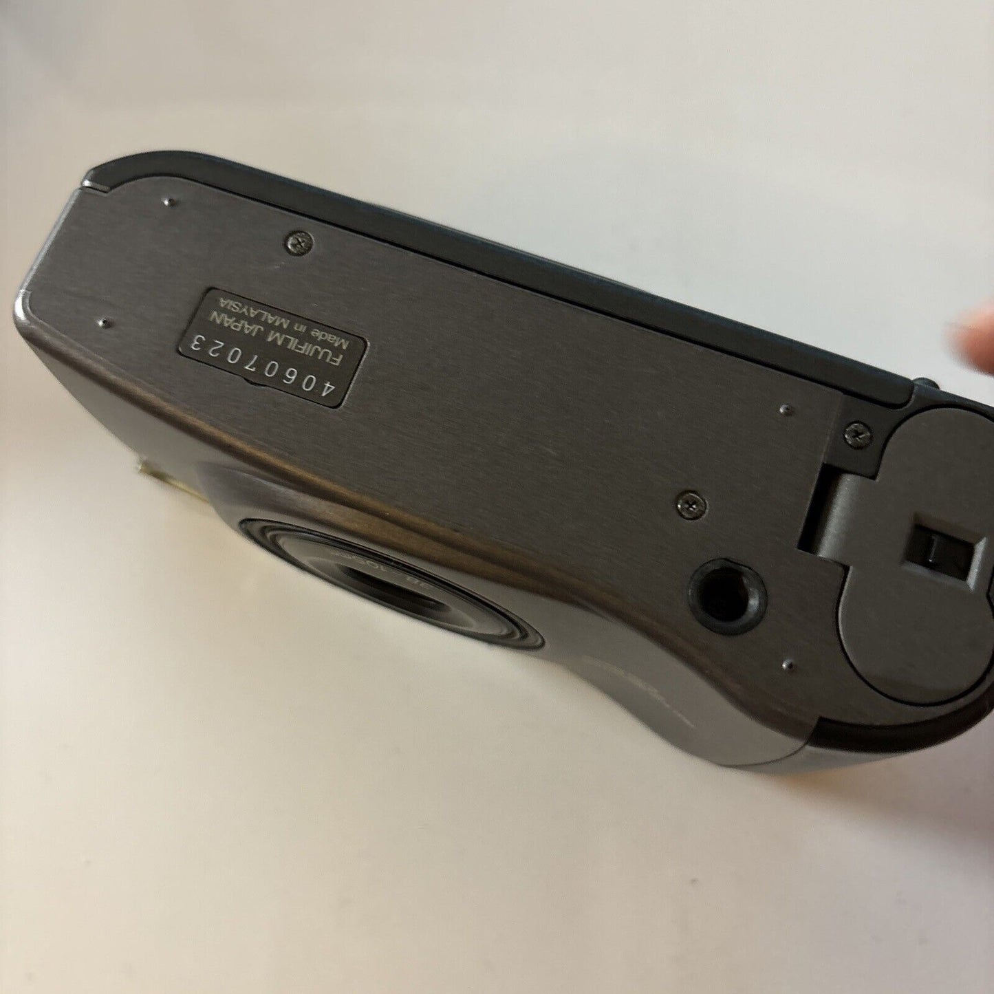 Fuji Fujifilm Zoom Cardia Supreme 3000 Film Camera *Buttons not very responsive*