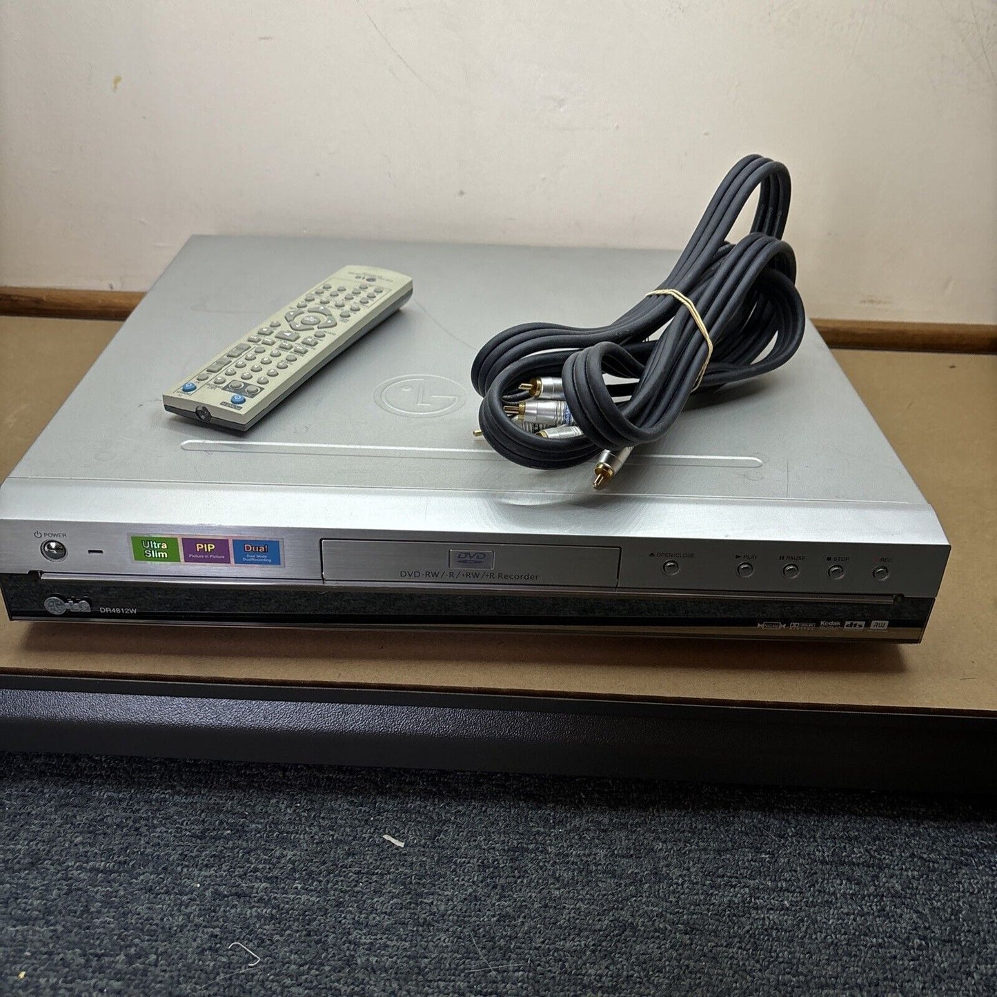 LG DVD Player Recorder DR4812W With Remote Region 4