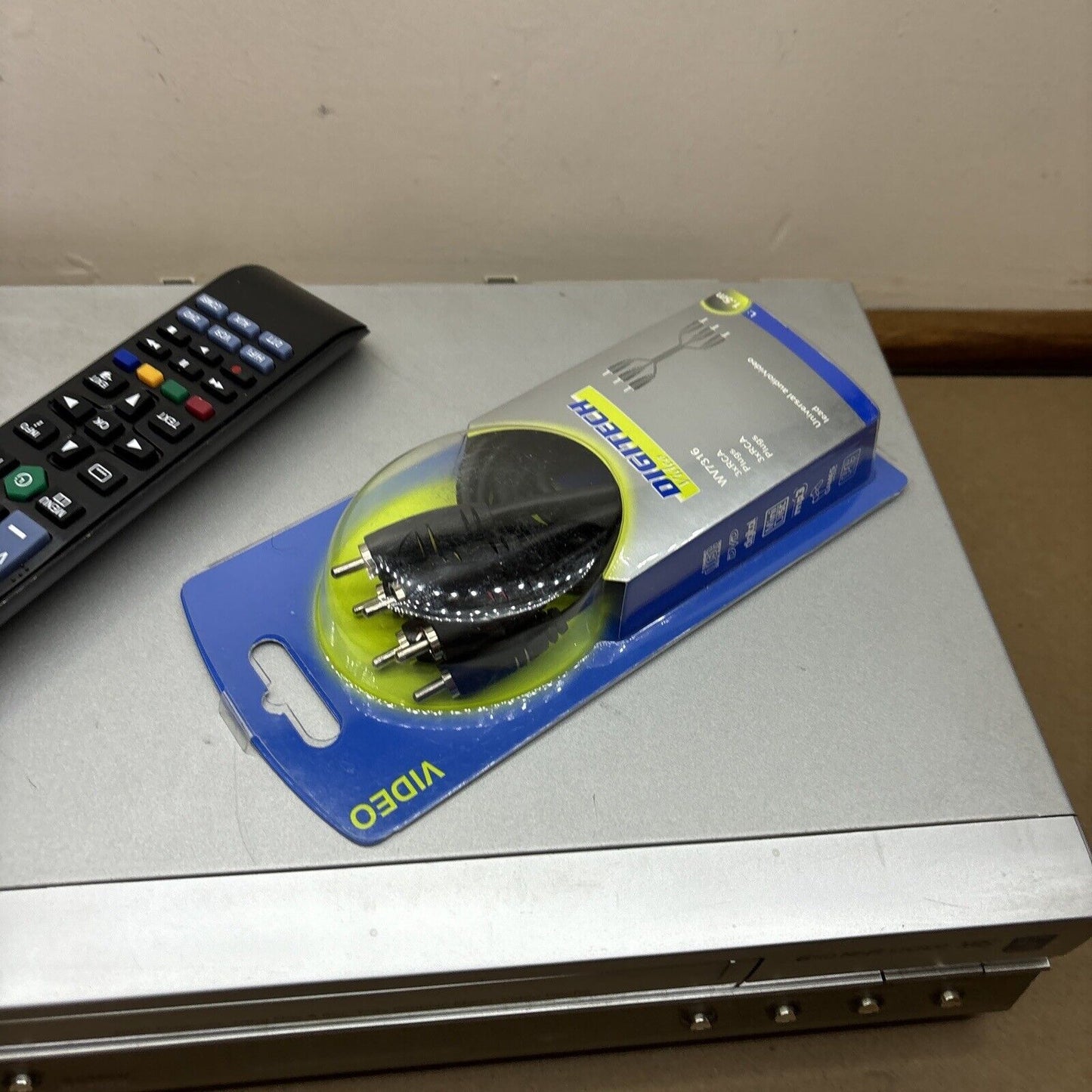 LG VHS VCR Player Recorder 6-Heads NTSC PAL Playback Gc990W with Remote