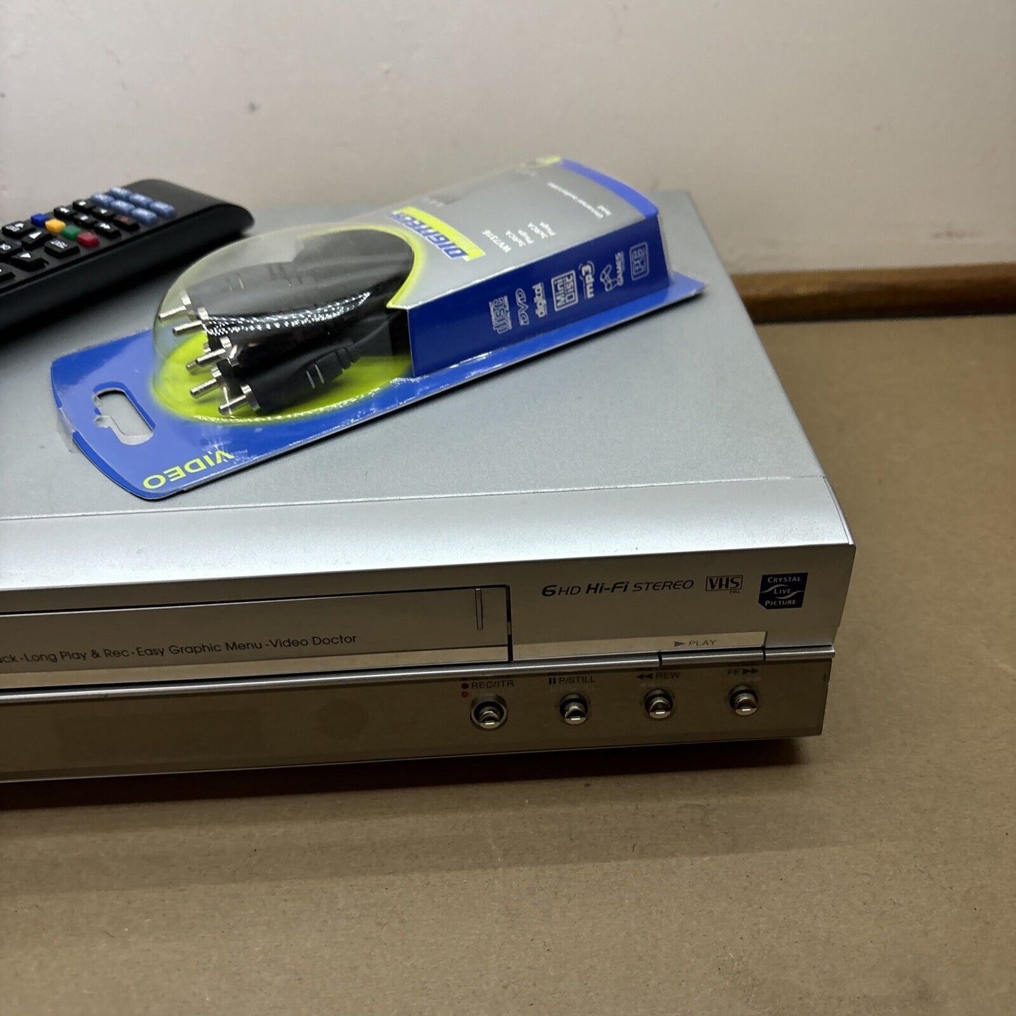 LG VHS VCR Player Recorder 6-Heads NTSC PAL Playback Gc990W with Remote