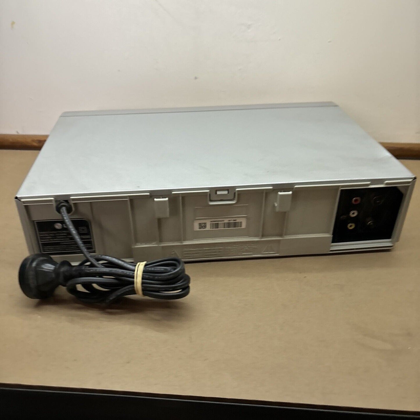 LG VHS VCR Player Recorder 6-Heads NTSC PAL Playback Gc990W with Remote