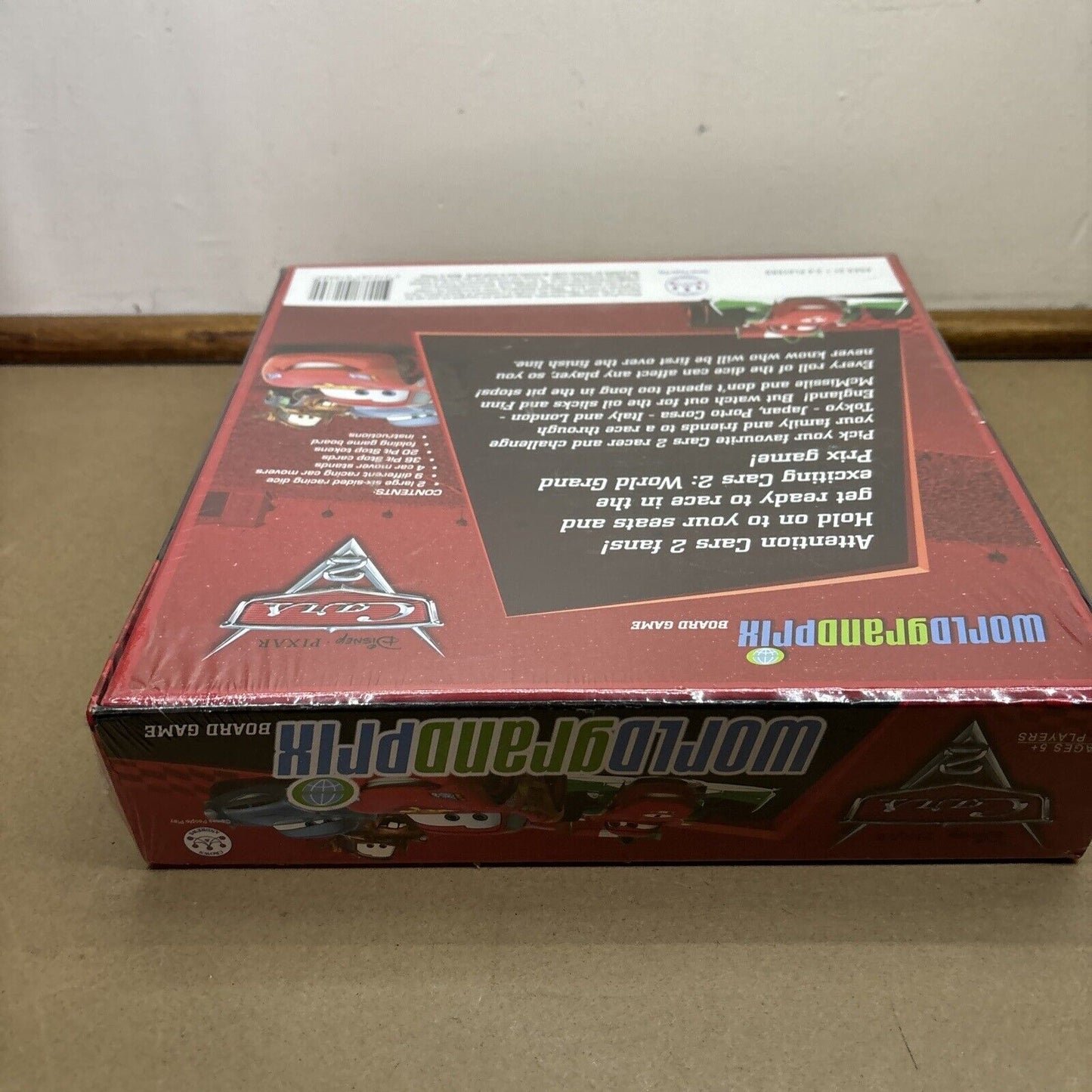 Disney Pixar Cars 2 World GrandPrix Board Game *New Sealed*