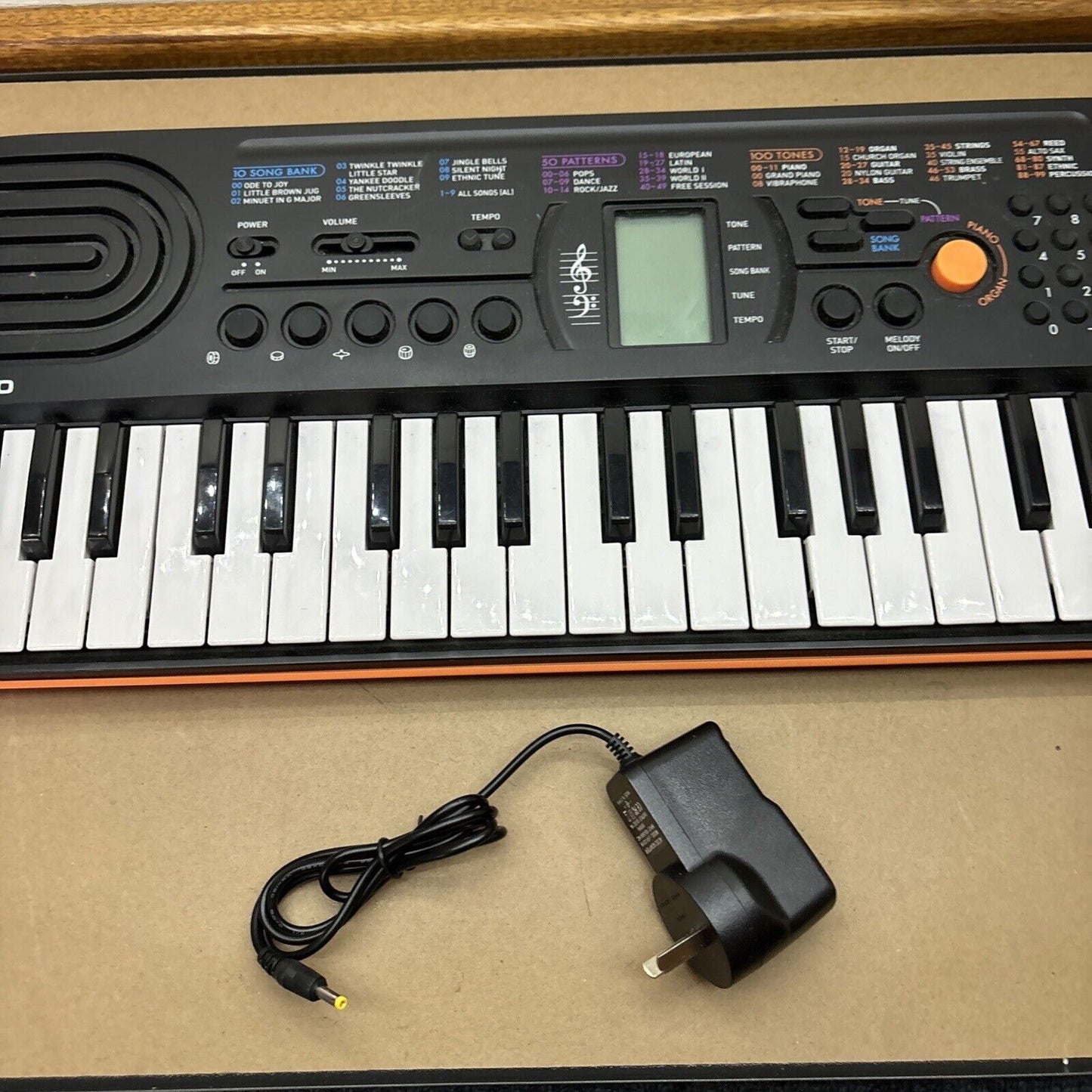 Casio SA-76 Electronic Mini Keyboard 44keys With Adapter