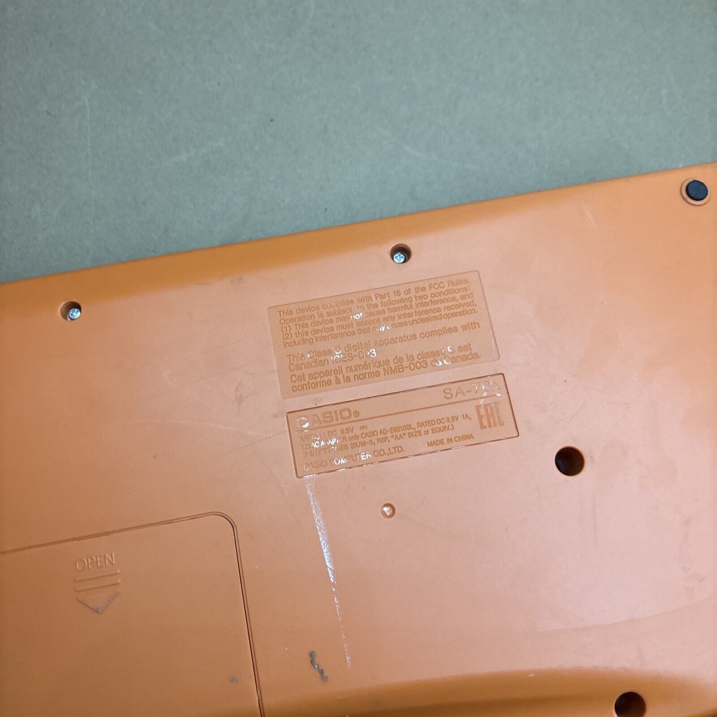 Casio SA-76 Electronic Mini Keyboard 44keys With Adapter