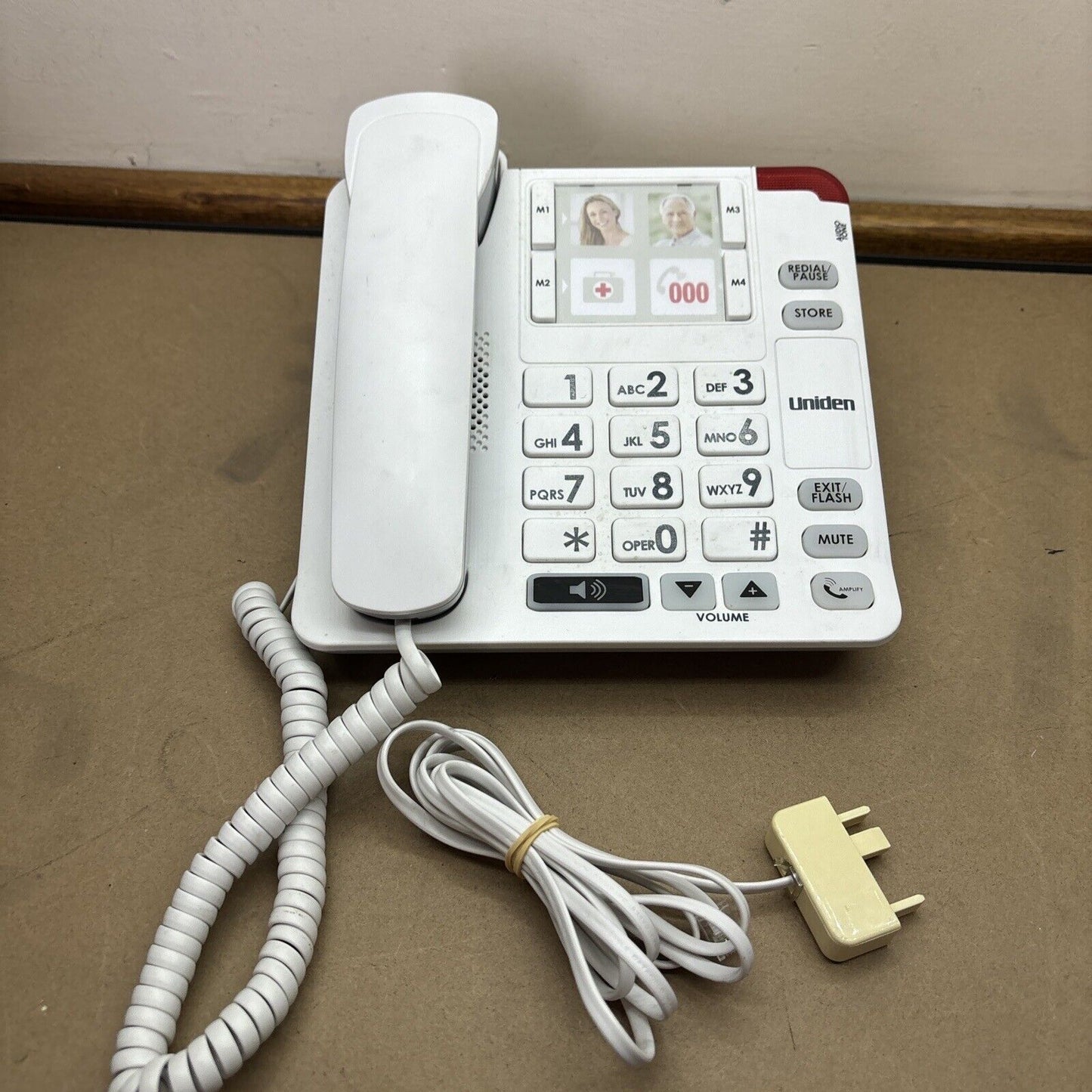 Uniden Sight & Sound Enhanced Corded Phone SSE34 Big Buttons NBN Compatible