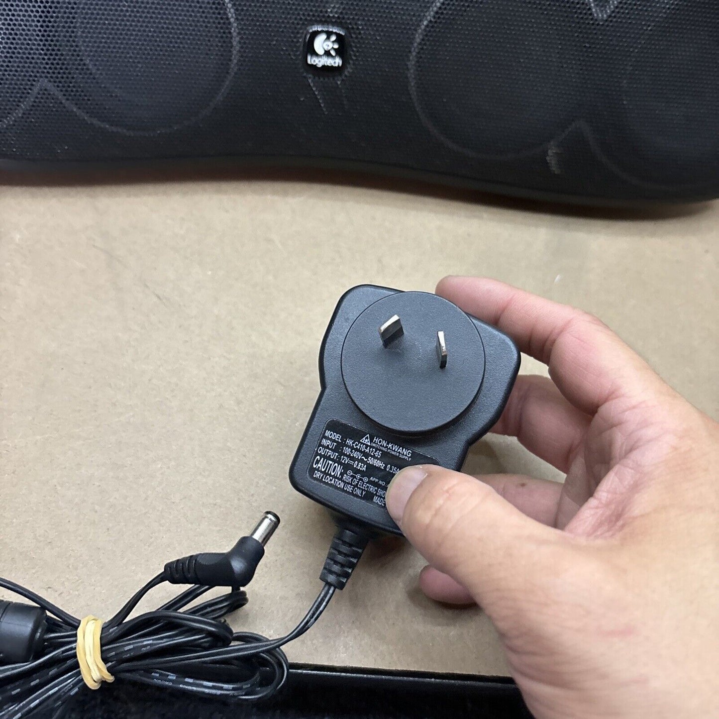 Logitech Rechargeable Speaker S715i For 30-Pin iPod iPhone