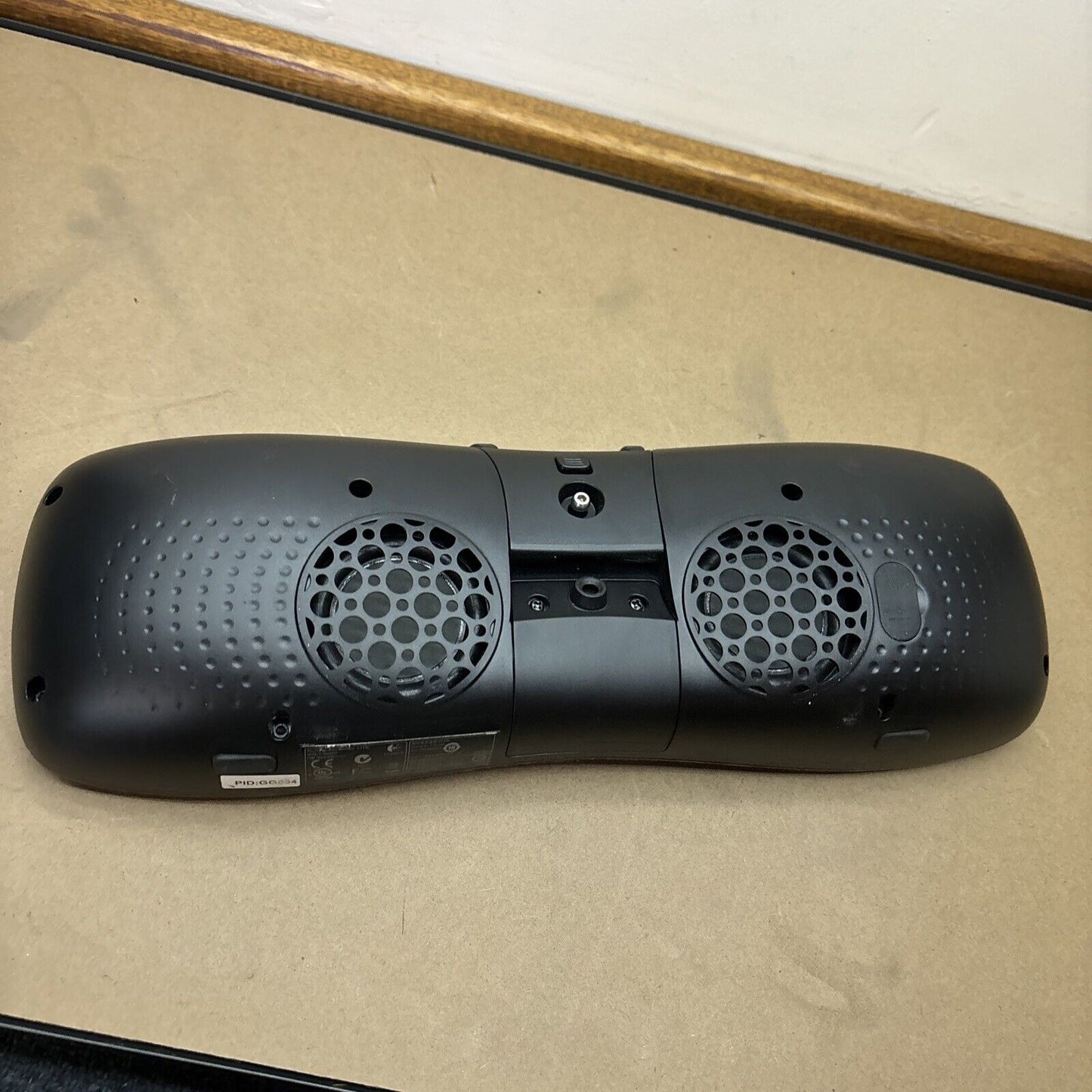 Logitech Rechargeable Speaker S715i For 30-Pin iPod iPhone