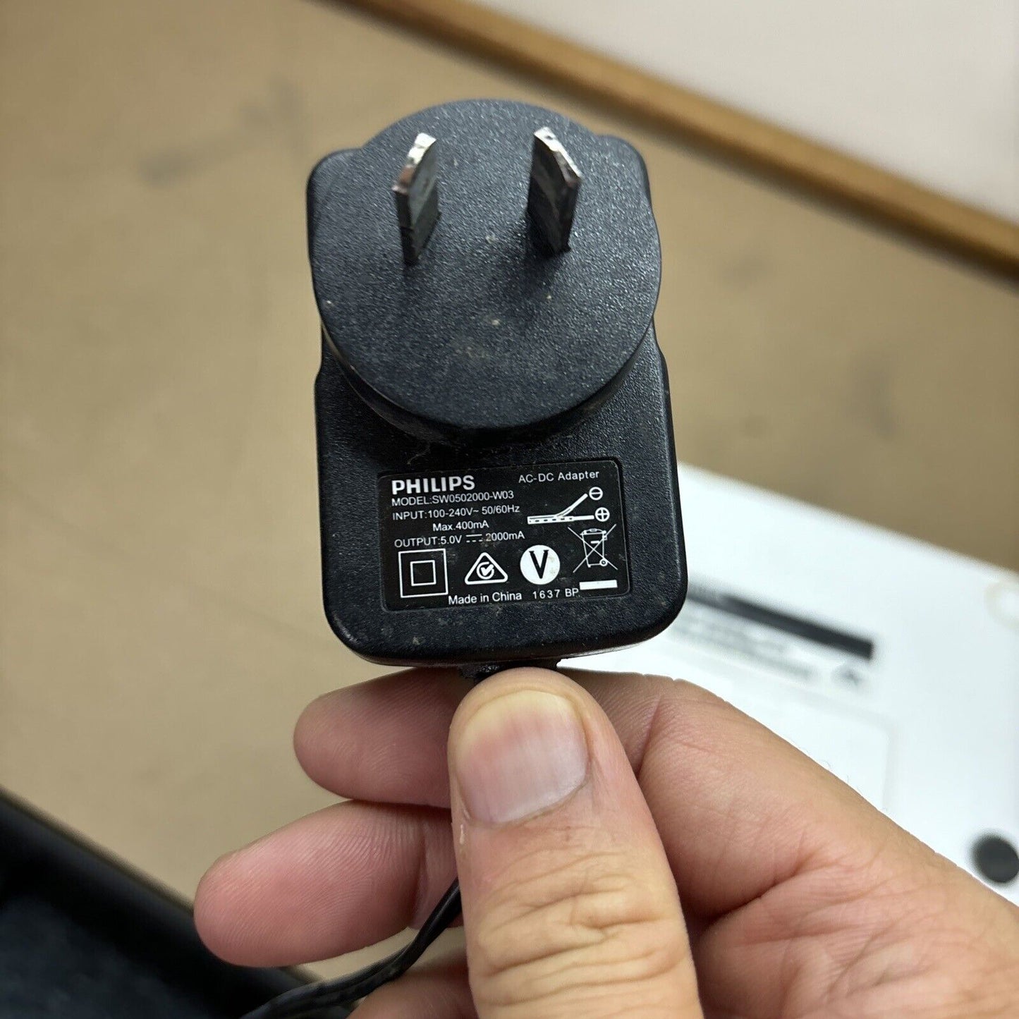 Philips AJT5300W/79 Clock Alarm FM Radio Bluetooth