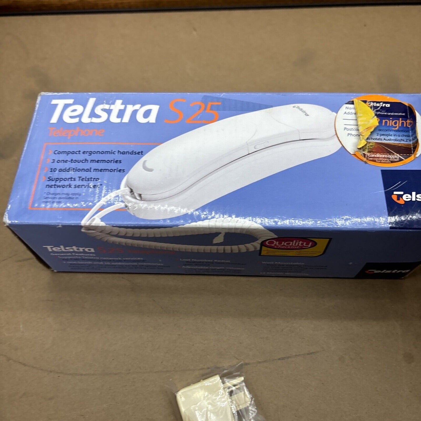 Telstra S25 Wired Corded Telephone NBN Compatible *Never Used*