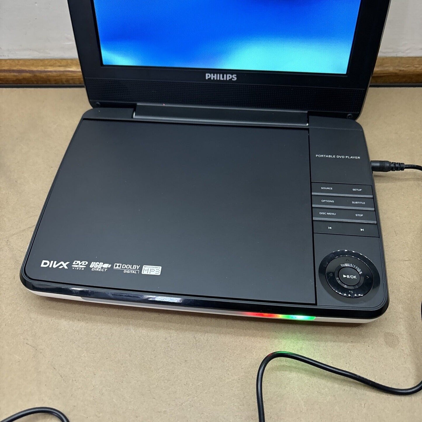 Philips 9" Portable DVD Player PD9030/79 Region 4