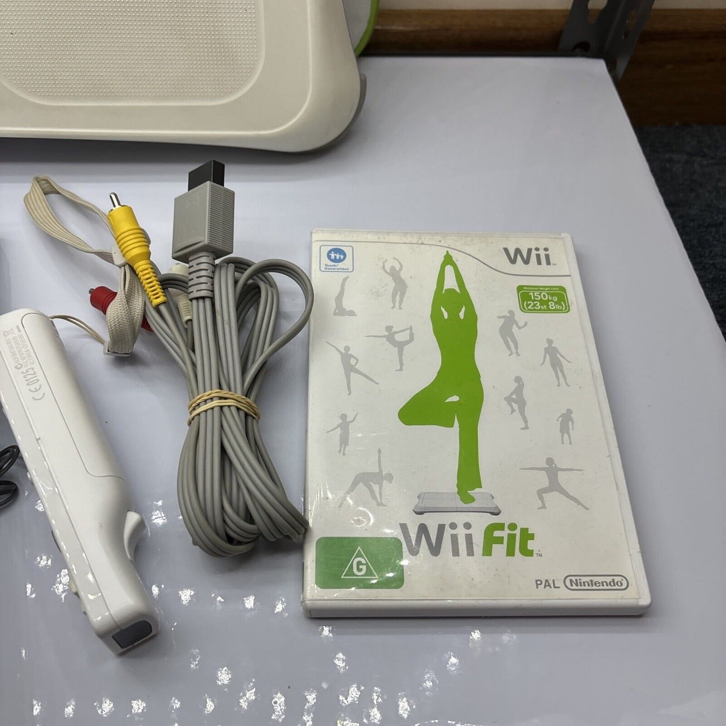 Nintendo Wii Console 1x Controller Nunchucks Balance Board Game RVL-001(AUS) PAL