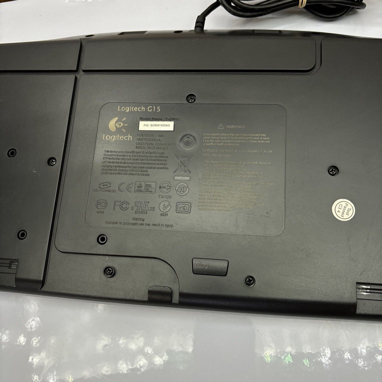 Logitech G15 Keyboard USB Y-UW92 *3 Keys Damaged*