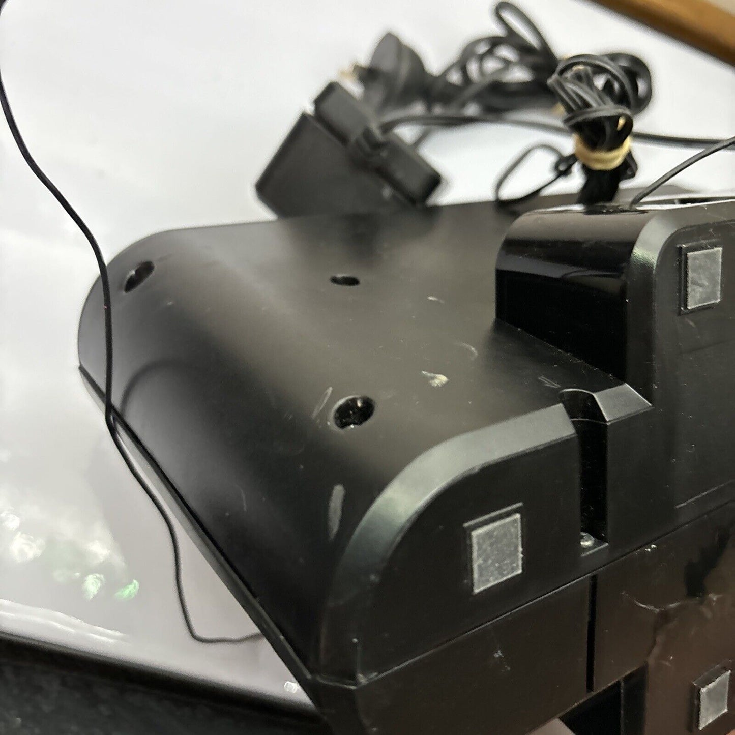 Sony Dream Machine Alarm Clock Radio AM/FM With 30-pin iPod Dock ICF-C1iPMK2