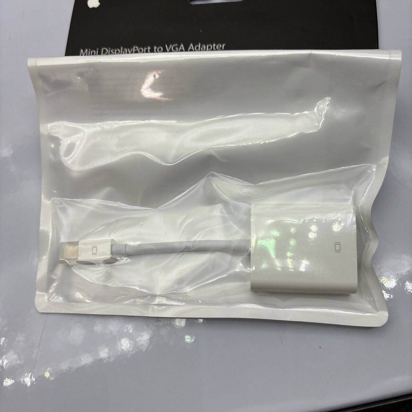 Apple Mini DisplayPort to VGA Adapter - MB572Z/B