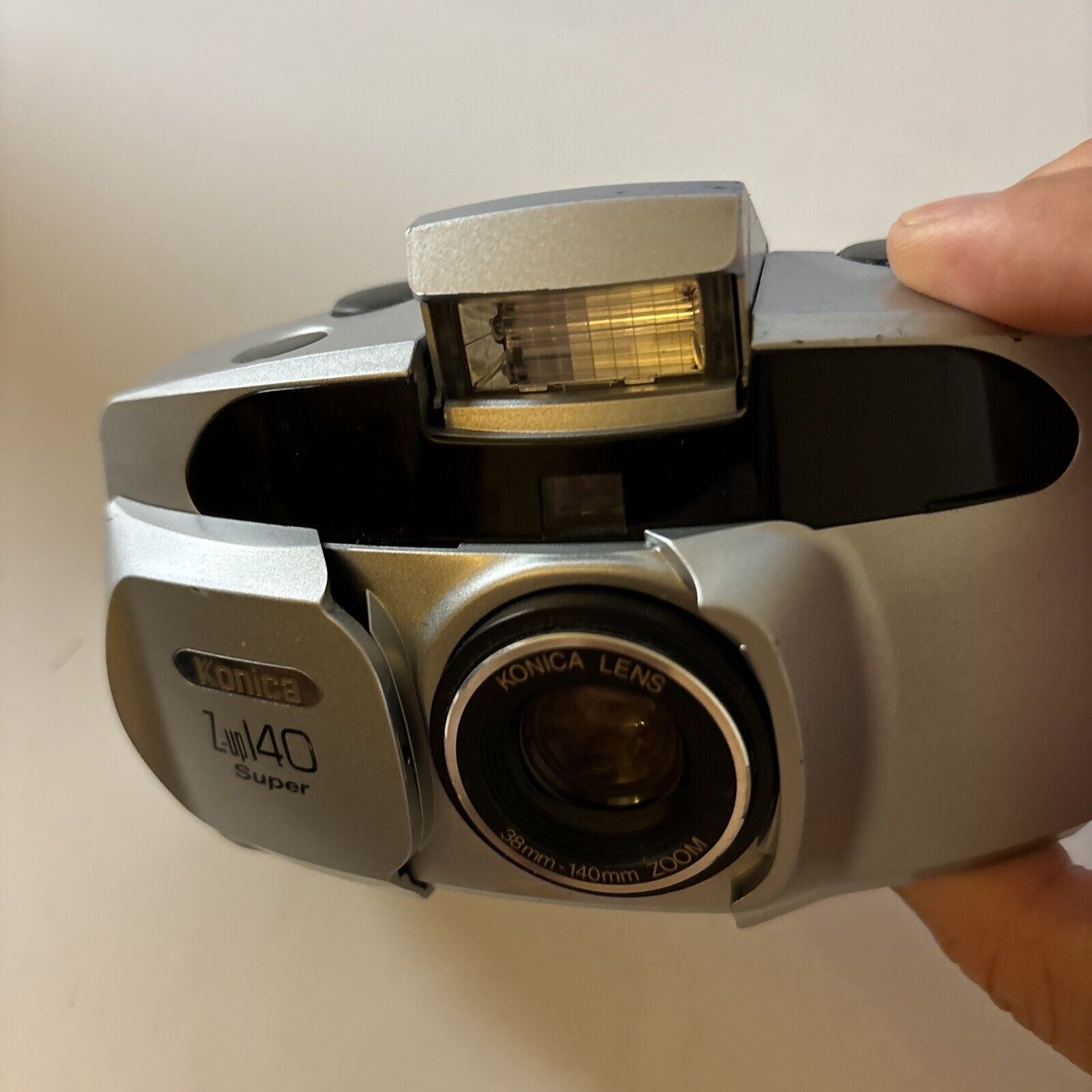Appareil Photo Argentique KONICA Z-UP 140 SUPER - Compact 35 Mm, Autofocus, Occasion