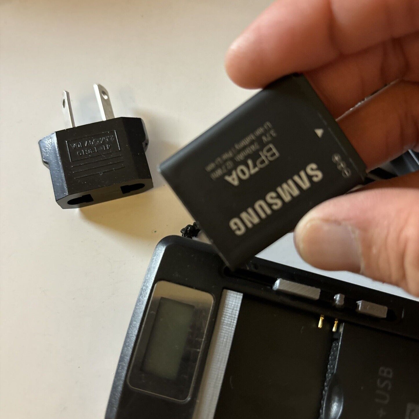 Samsung ES65 Digital Camera 10.2MP With Charger With 2gb SD Card