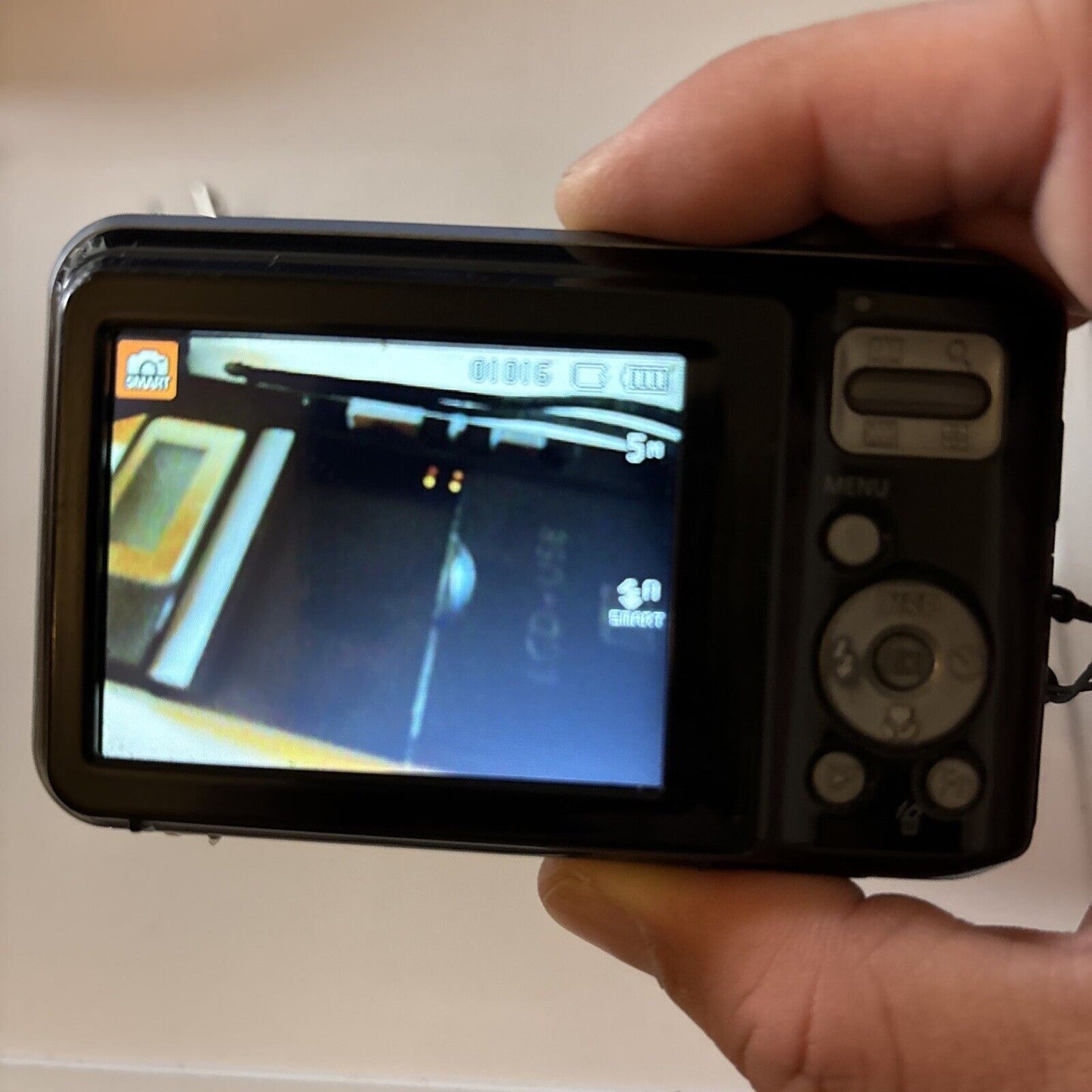 Samsung ES65 Digital Camera 10.2MP With Charger With 2gb SD Card