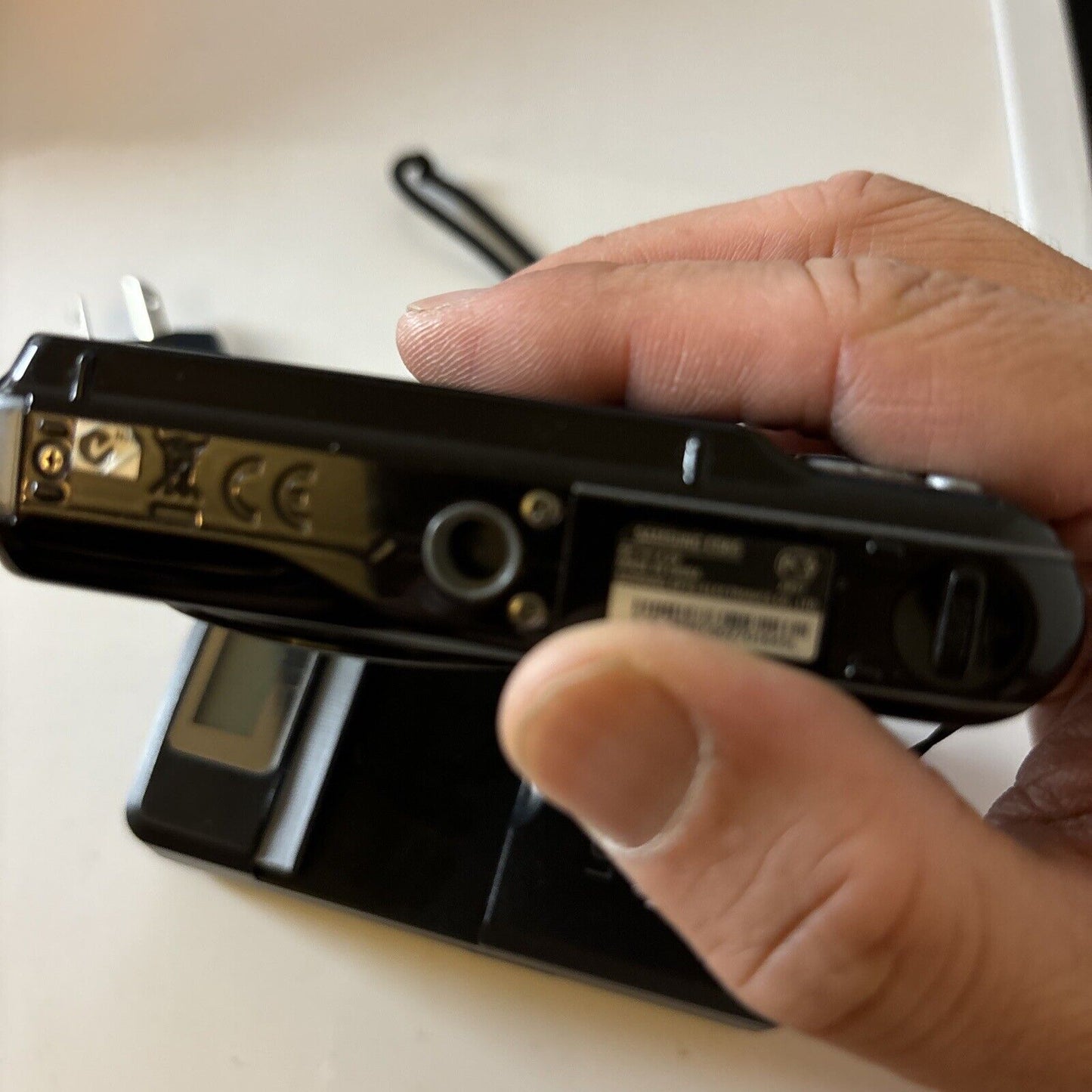 Samsung ES65 Digital Camera 10.2MP With Charger With 2gb SD Card