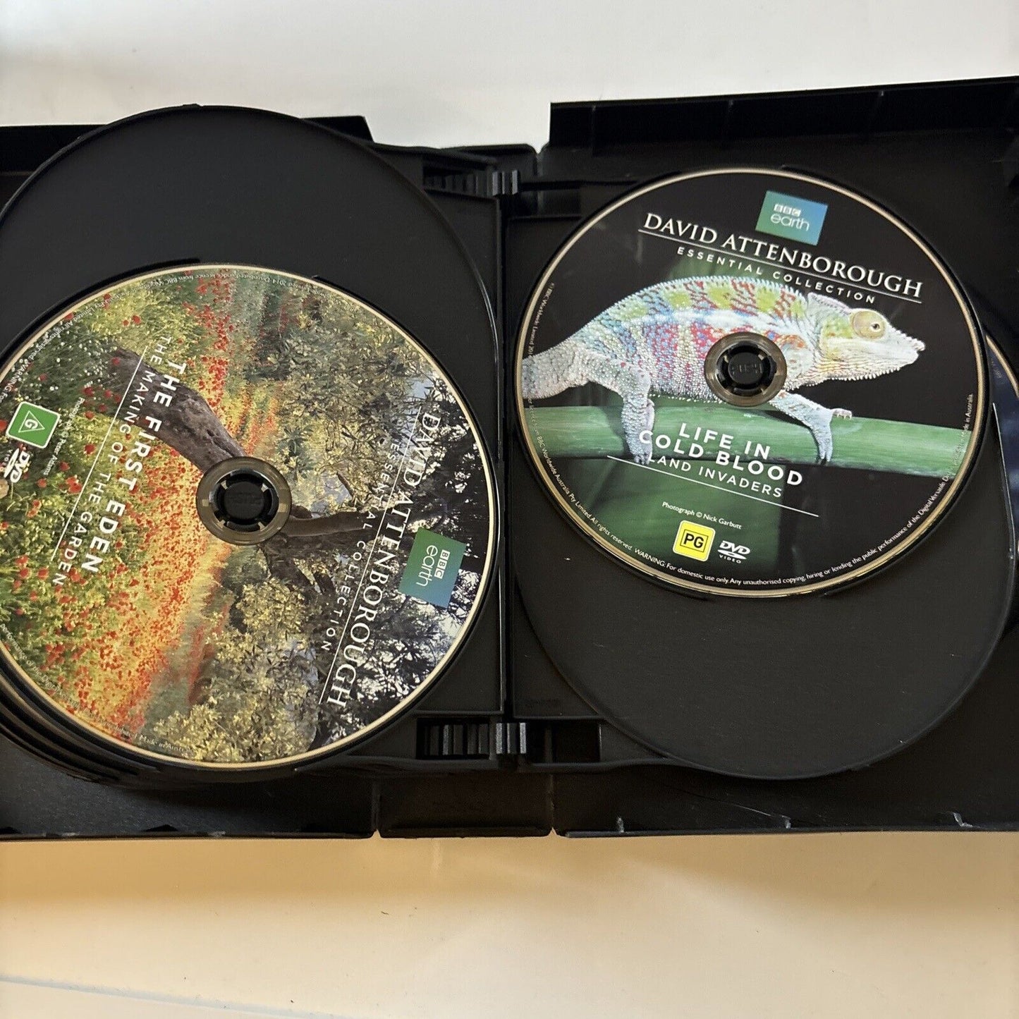 BBC Earth: David Attenborough Essential Collection (DVD, 2008, 14-Disc) Region 4