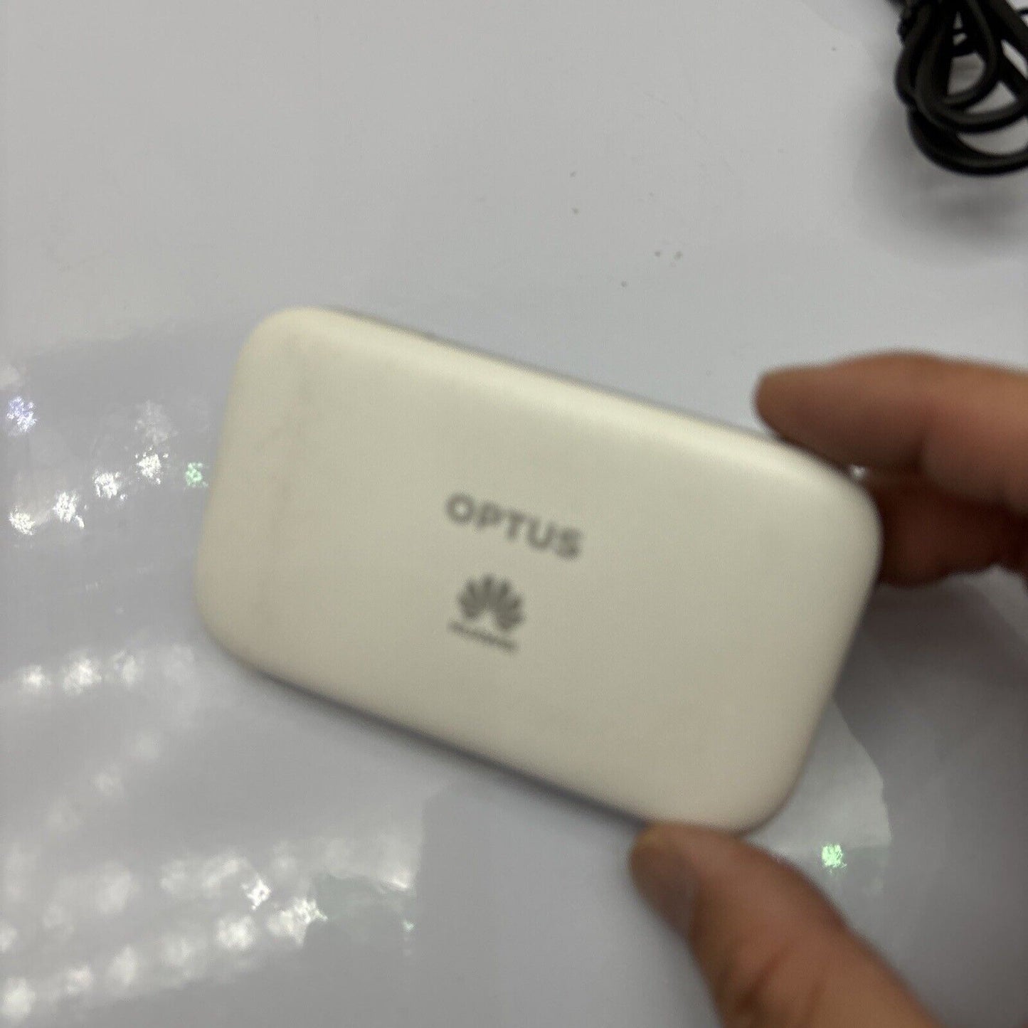 Optus Huawei 4G Mobile Wifi Modem E5577Fs-932 *Optus Locked*