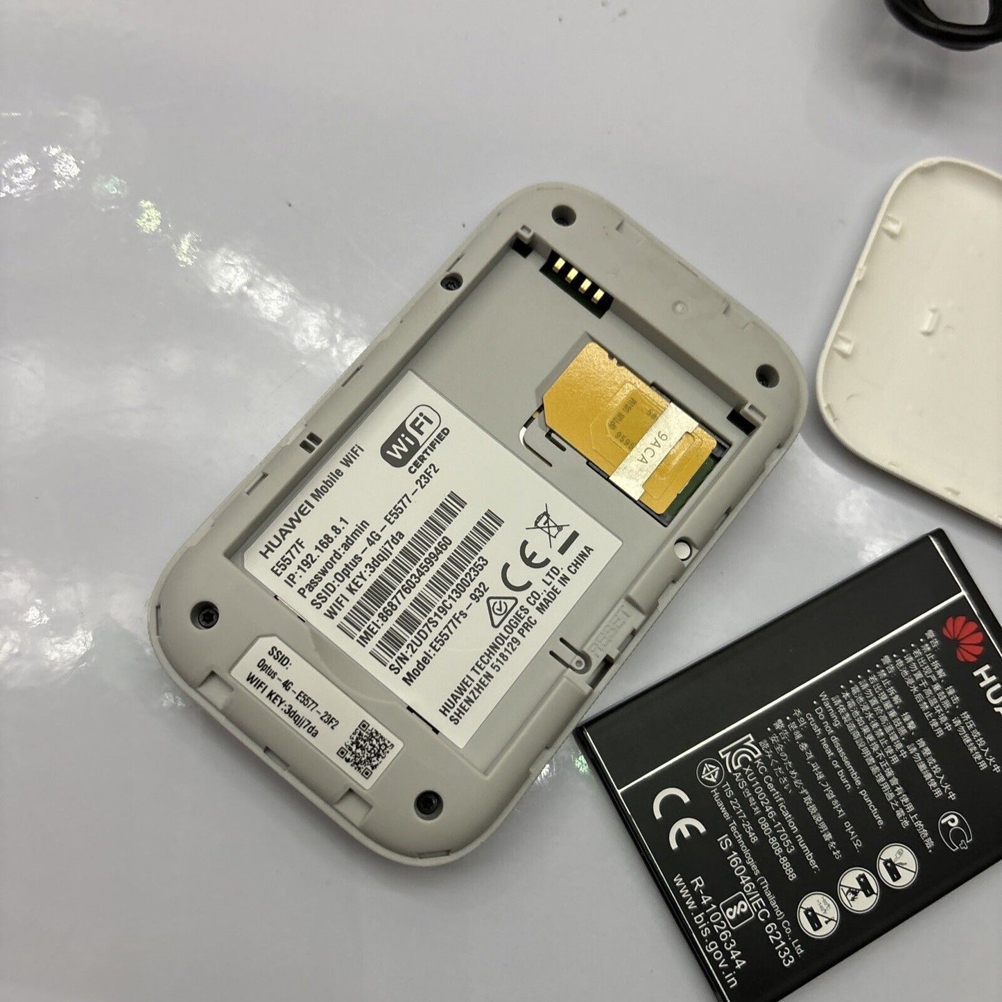 Optus Huawei 4G Mobile Wifi Modem E5577Fs-932 *Optus Locked*