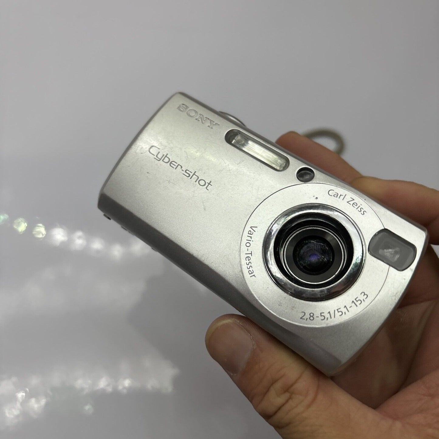 Sony Cyber-Shot DSC-S40 Digital Camera 4.1 MP *Not Working For Parts Or Repair*