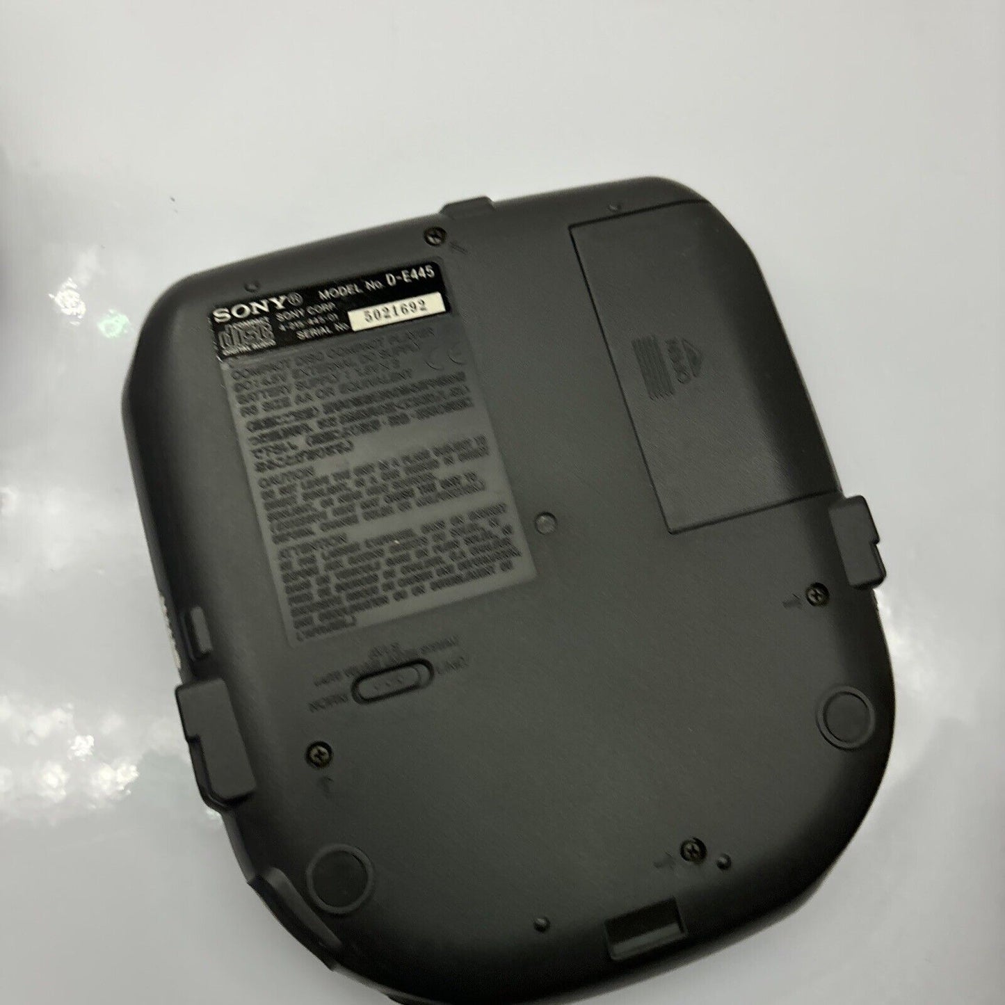 Sony Discman Portable CD Player D-E445 & AC Adapter *Not Working - For Parts*