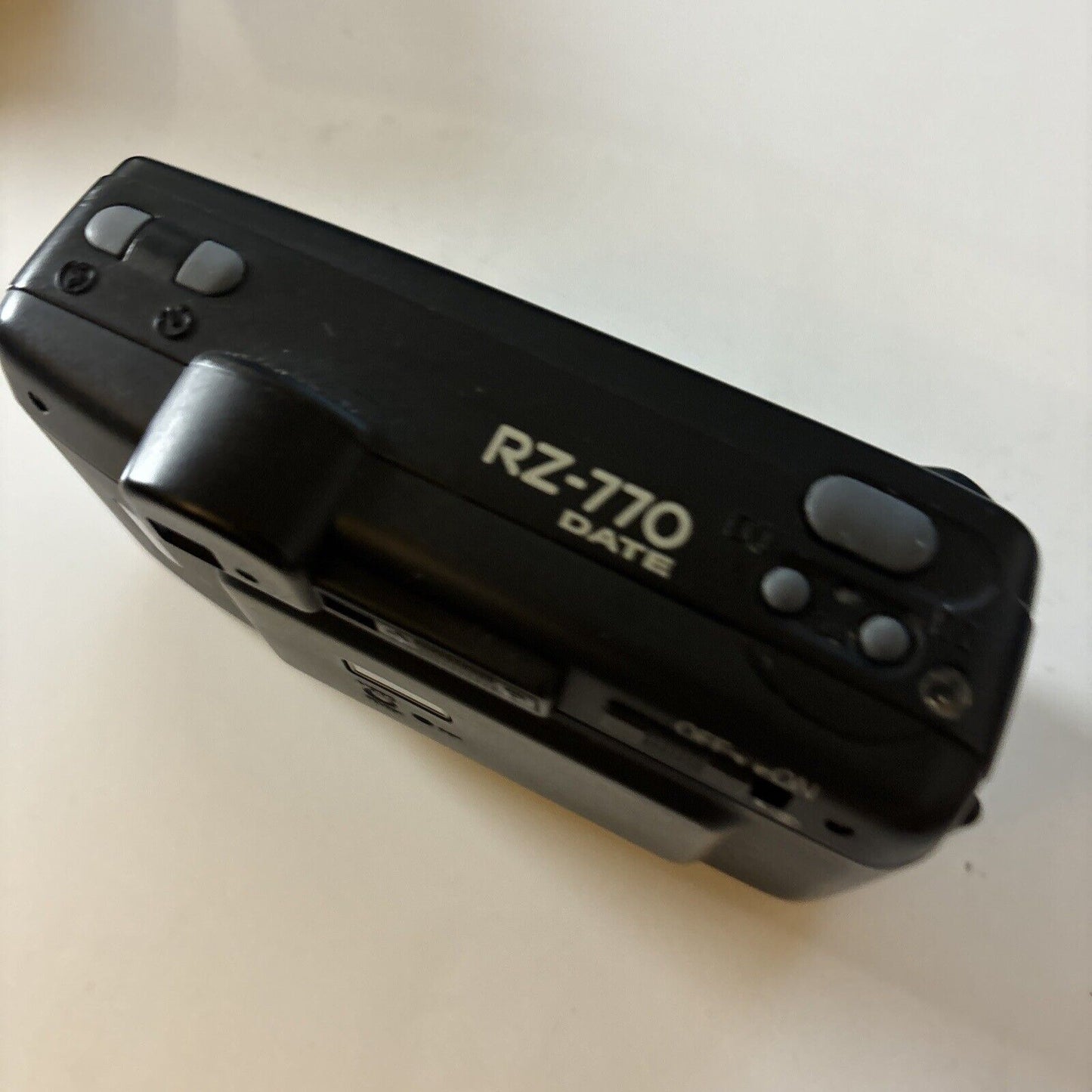 Ricoh RZ-770 Date 35-70 Zoom Film Camera