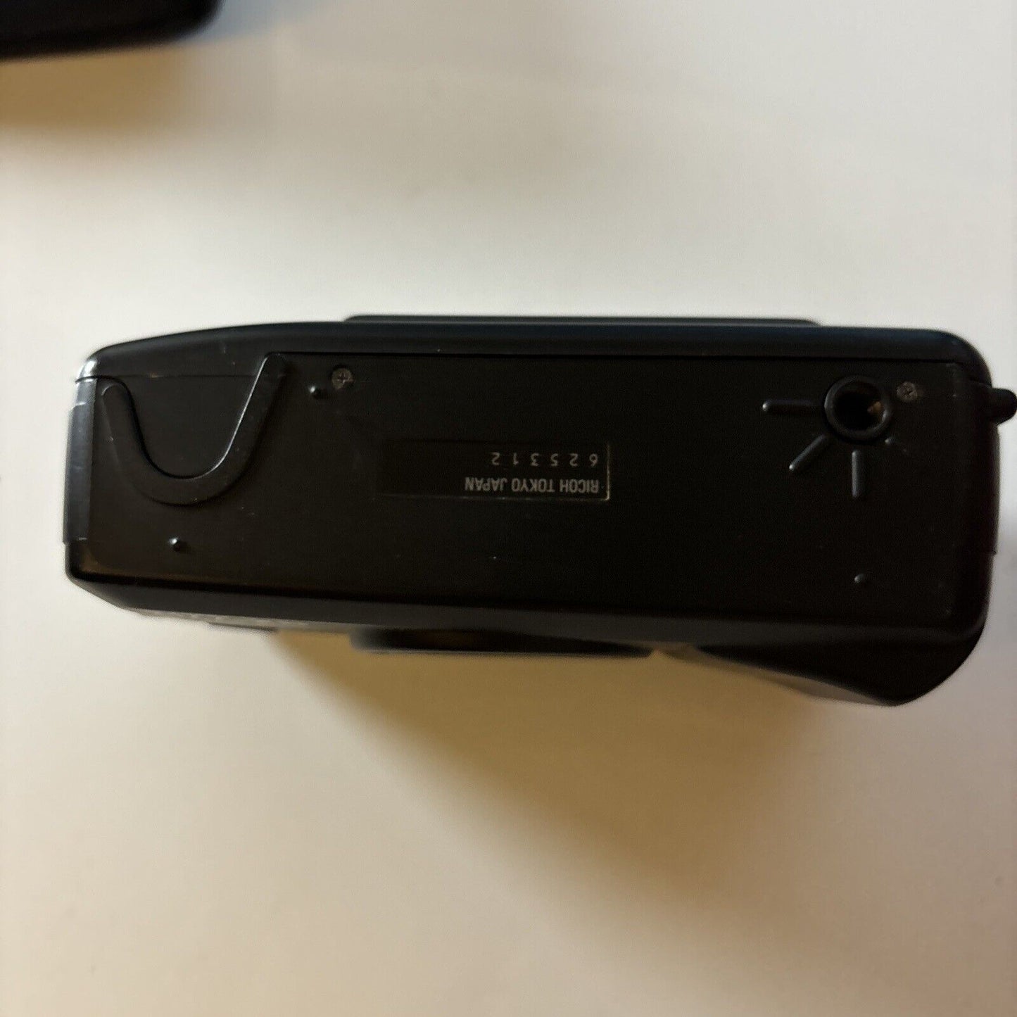 Ricoh RZ-770 Date 35-70 Zoom Film Camera