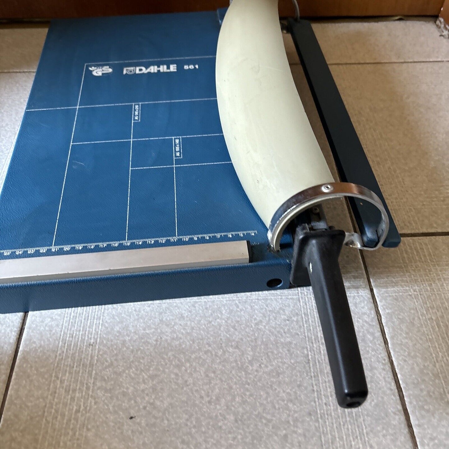 Dahle 561 Premium Guillotine Trimmer