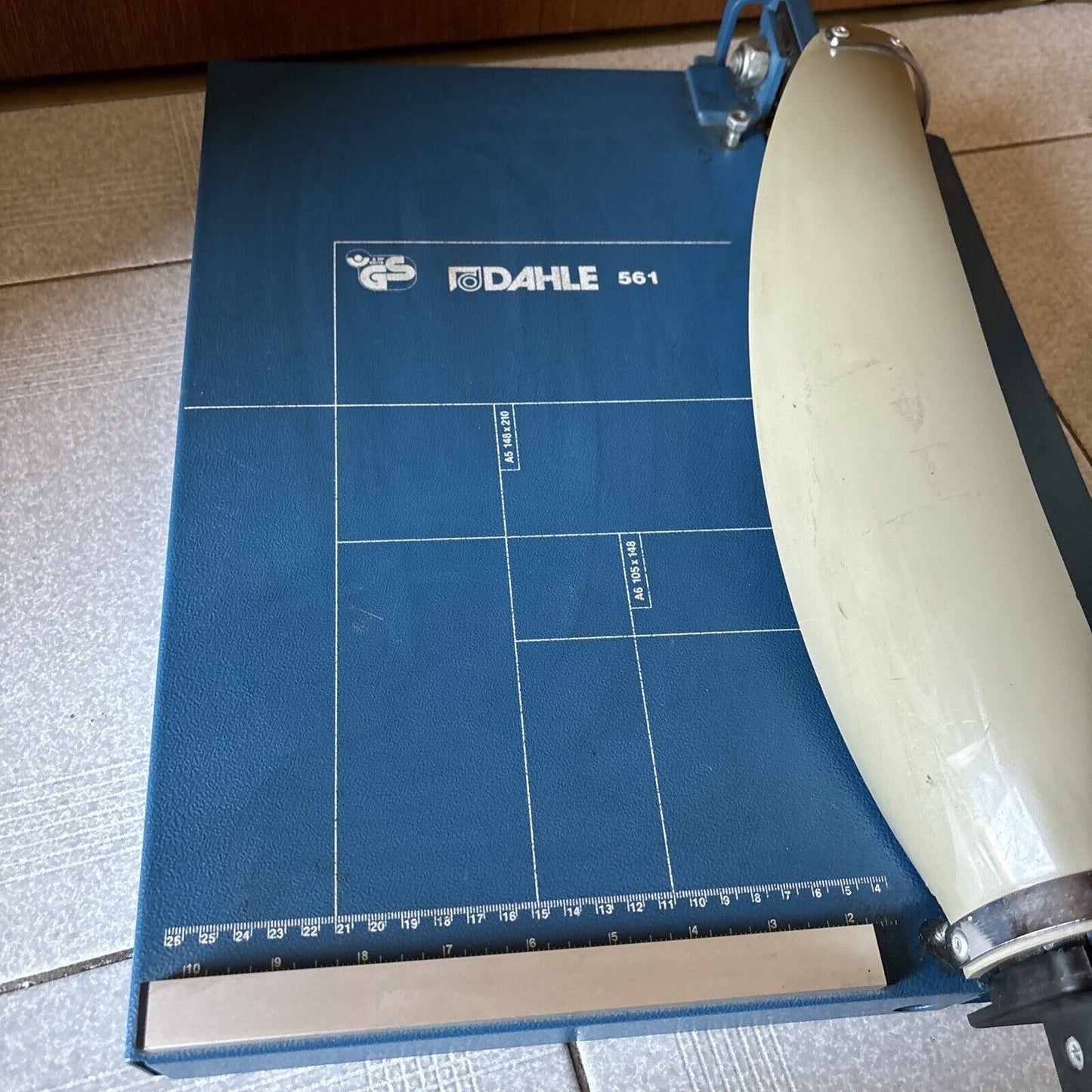 Dahle 561 Premium Guillotine Trimmer