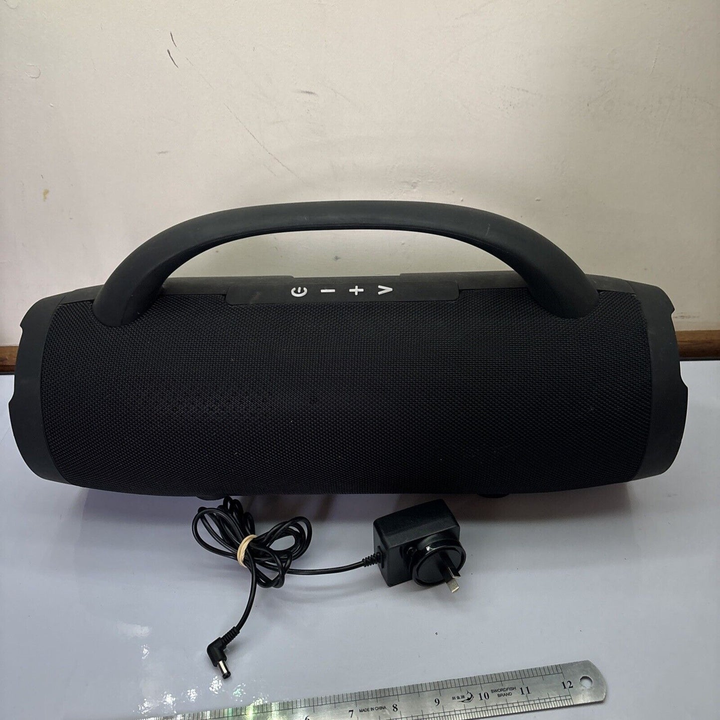 Anko Bluetooth Splashproof Roar Large Portable Speaker SG-1254