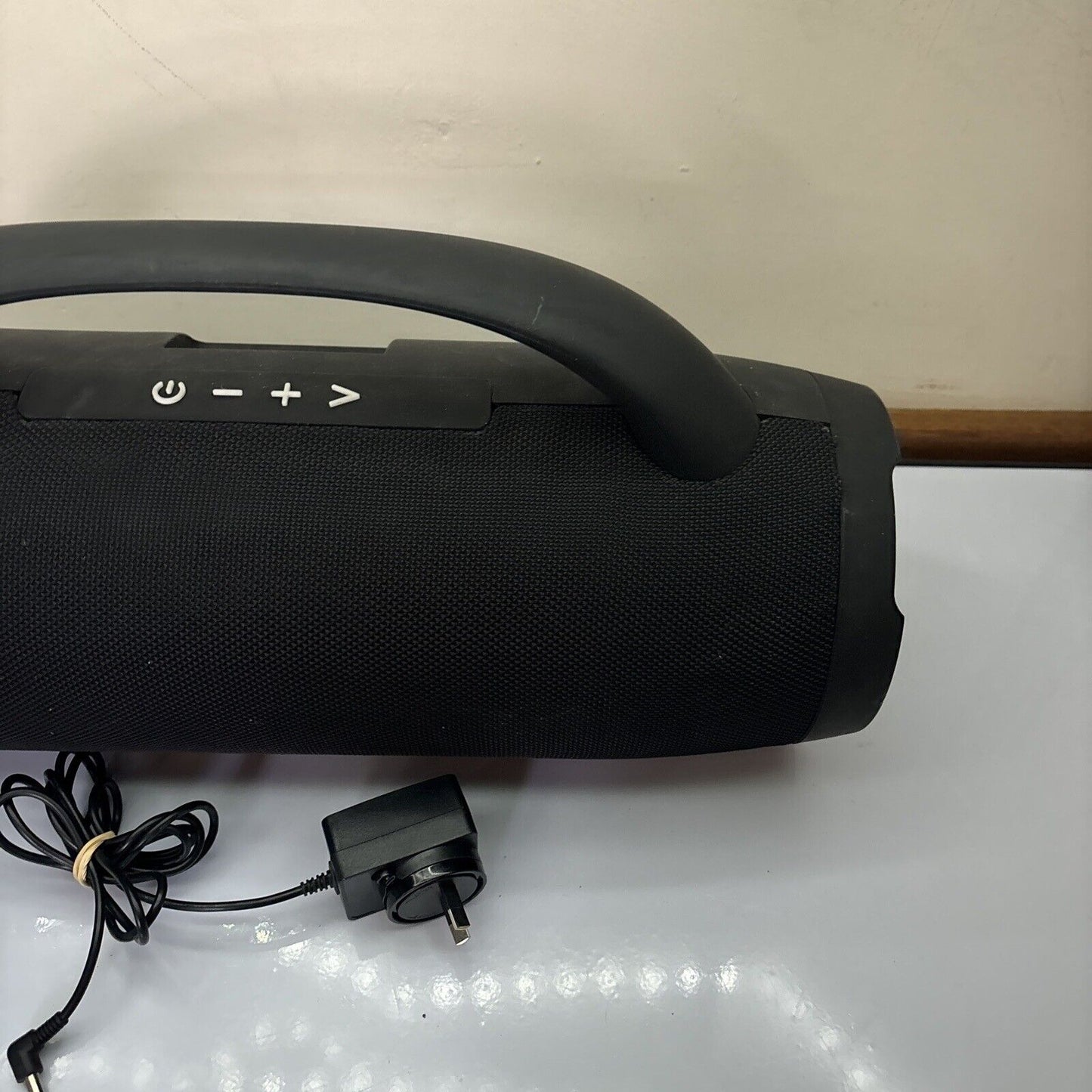 Anko Bluetooth Splashproof Roar Large Portable Speaker SG-1254