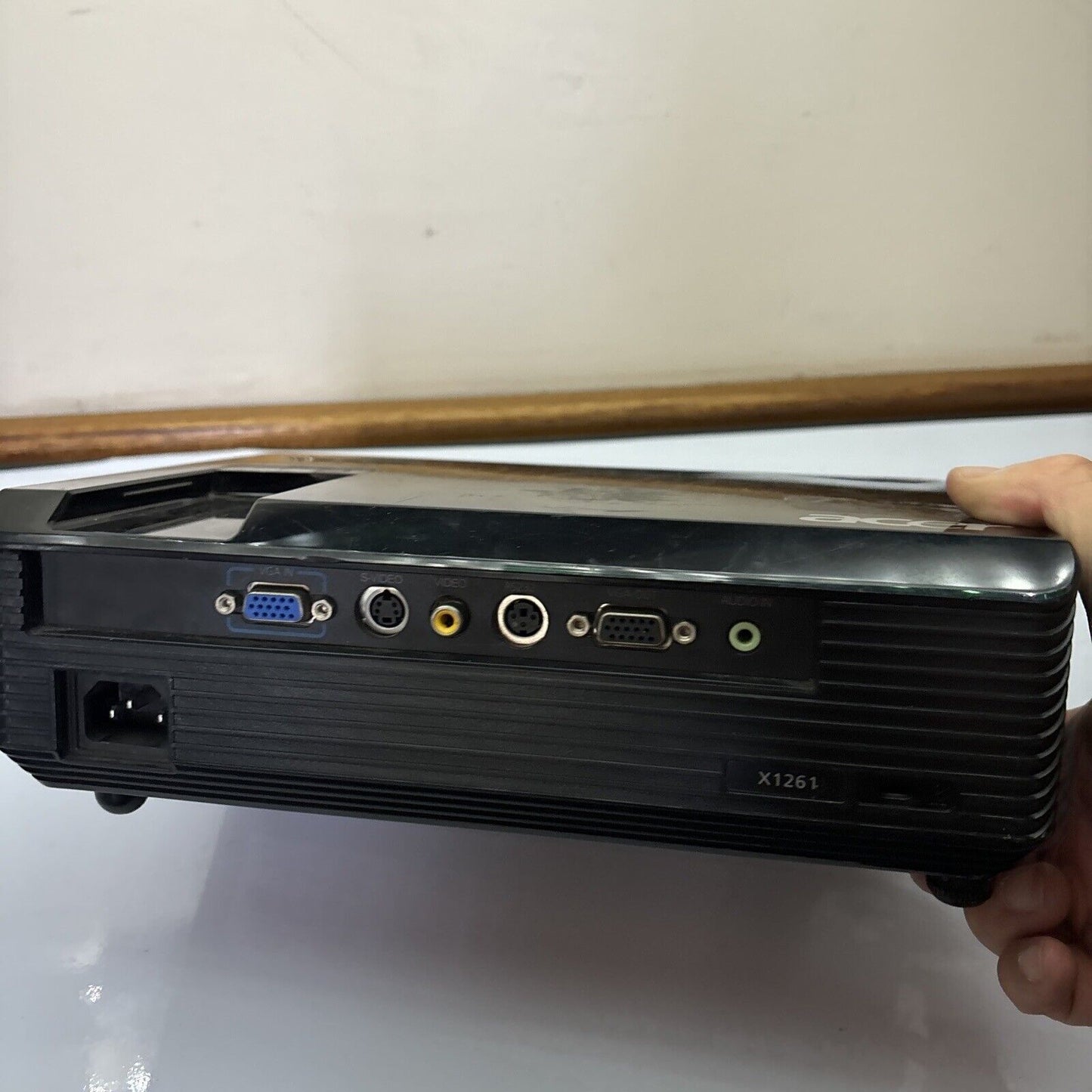 Acer DLP Projector X1261 DNX0818 *For Repairs - Has Many Dead Pixels*