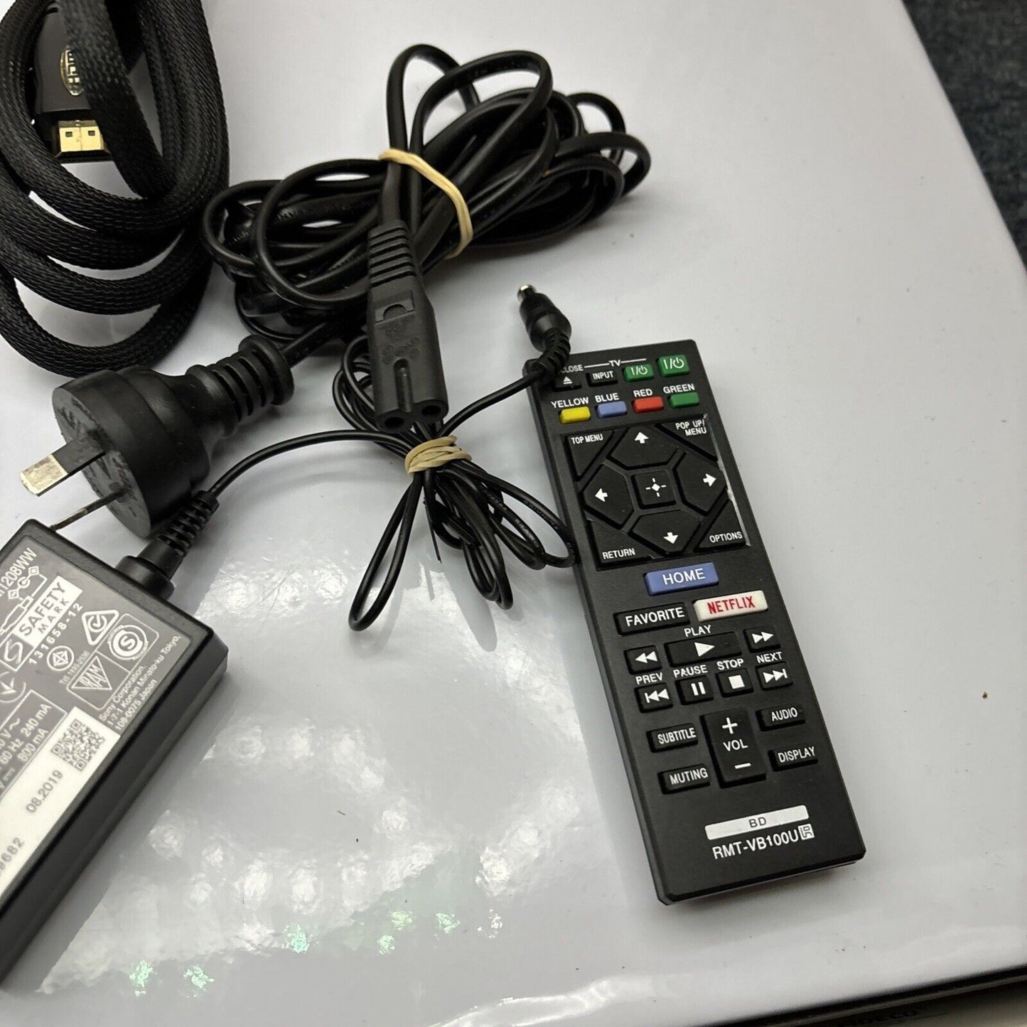 Sony Bluray DVD Player BDP-S3500 Wifi Streaming With Remote Region B & 4