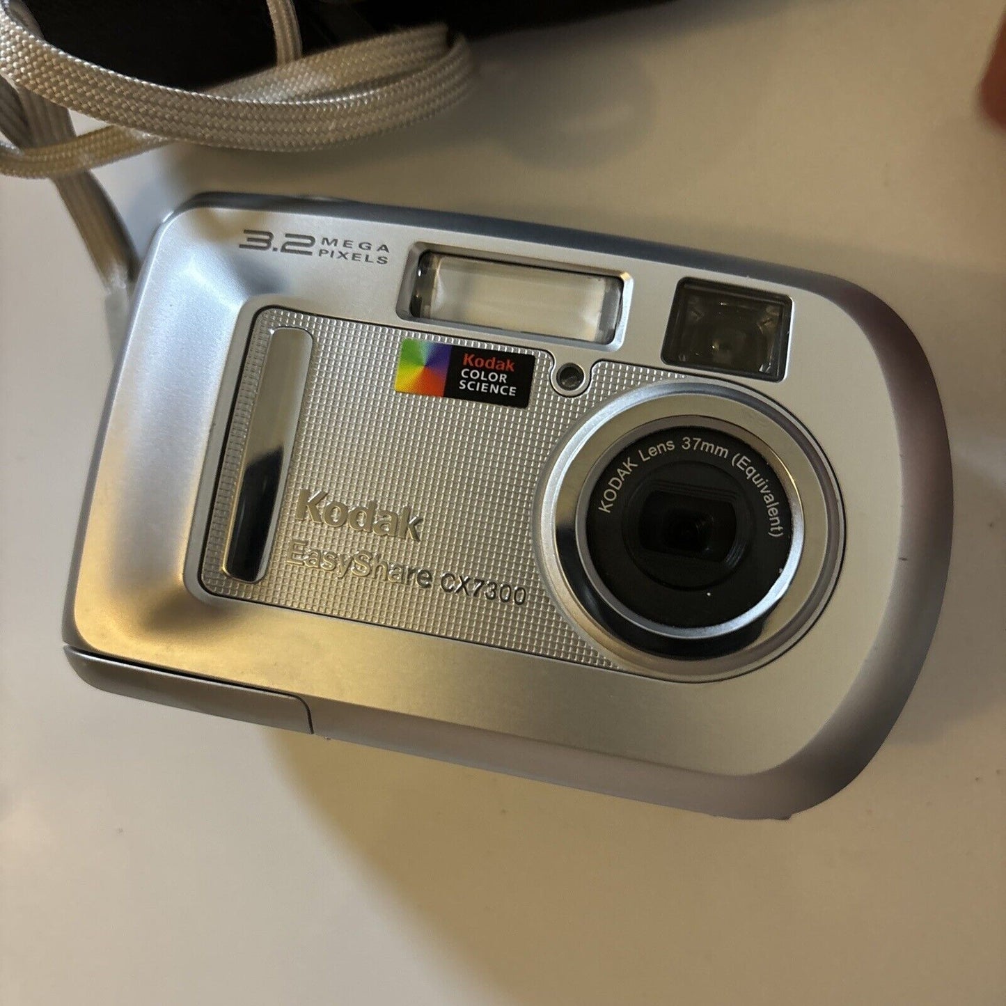 Kodak EasyShare CX7300 Digital Camera CCD 3.2MP