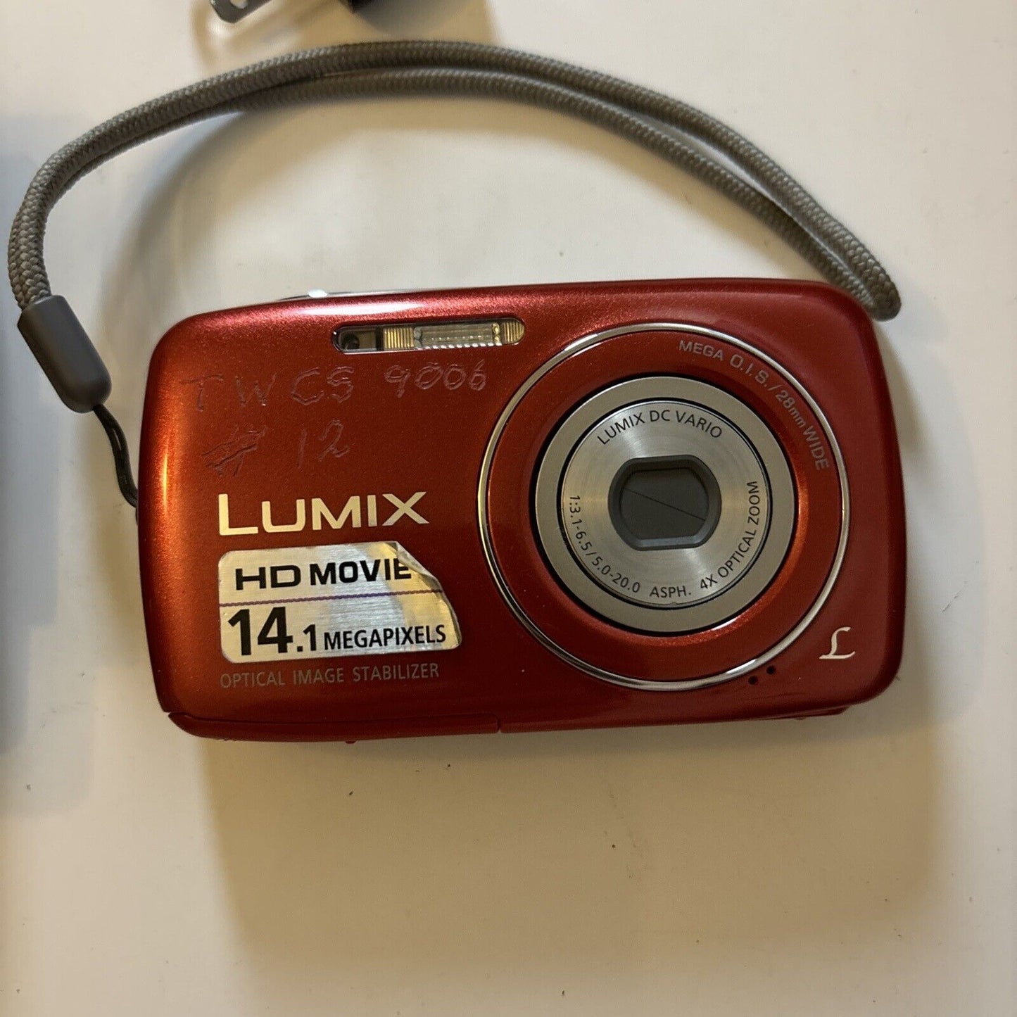 Panasonic Lumix DMC-S3 Digital Camera 14.1MP Red