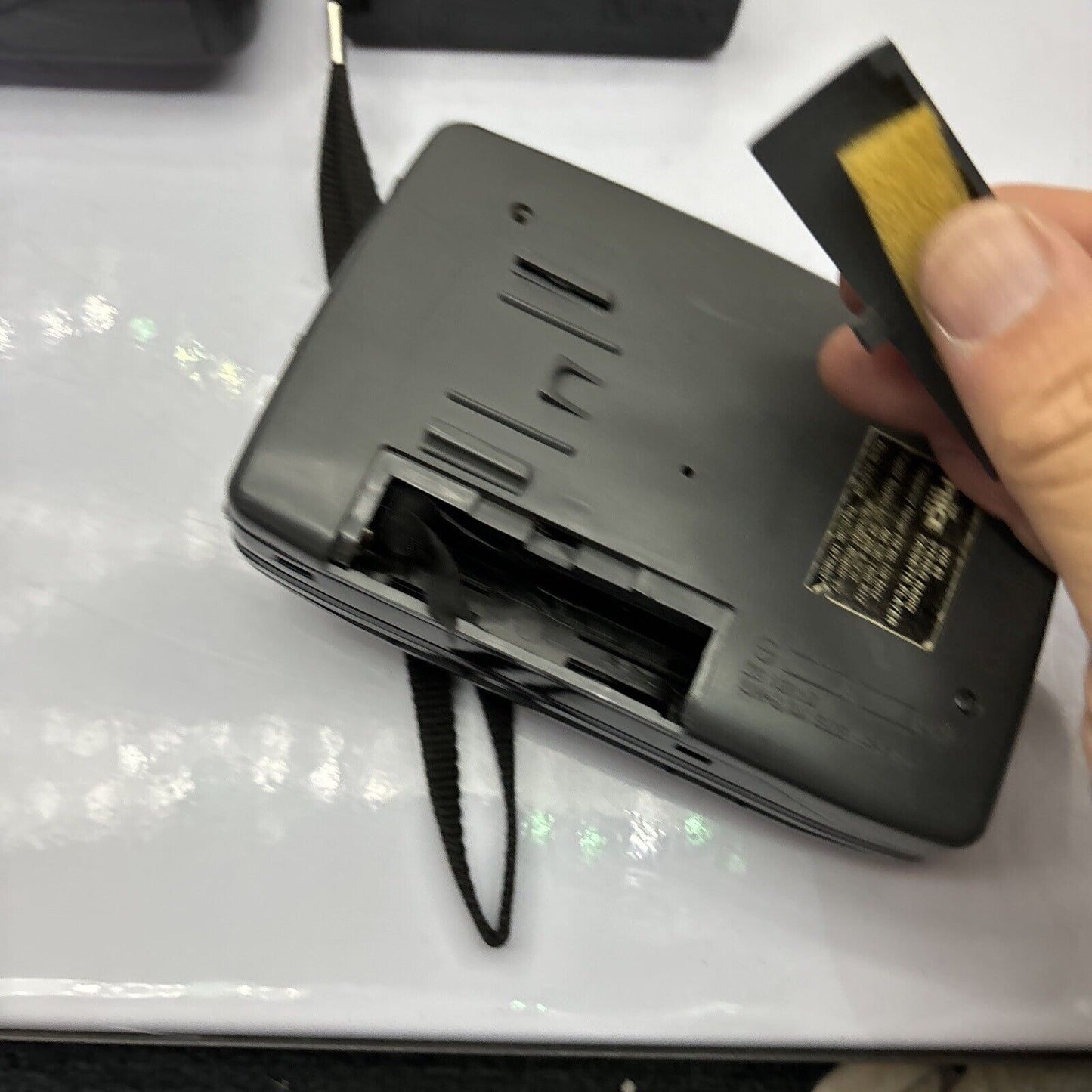 4x Personal Cassette Players: Sony TCM-17, GE 3-5488 *Not Working - For Parts*