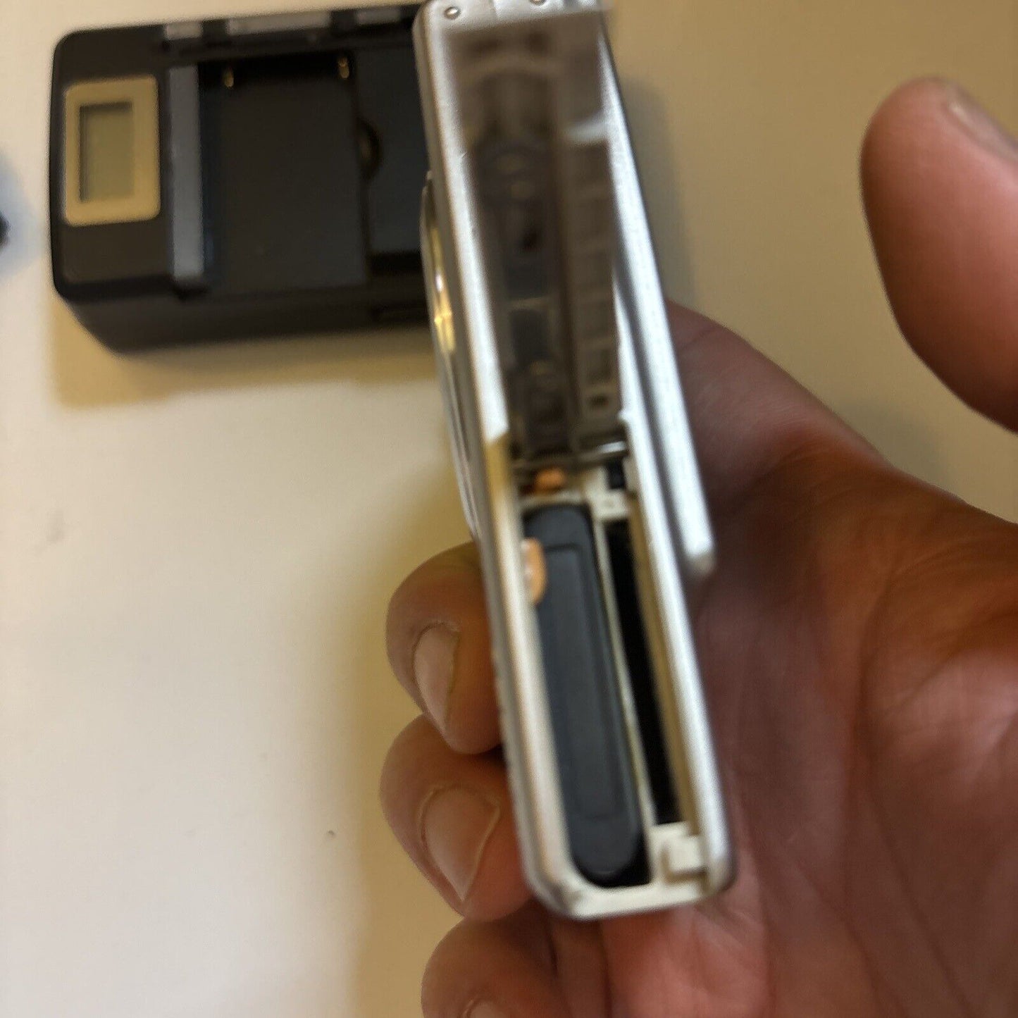 Olympus FE-220 Digital Camera 7.1MP